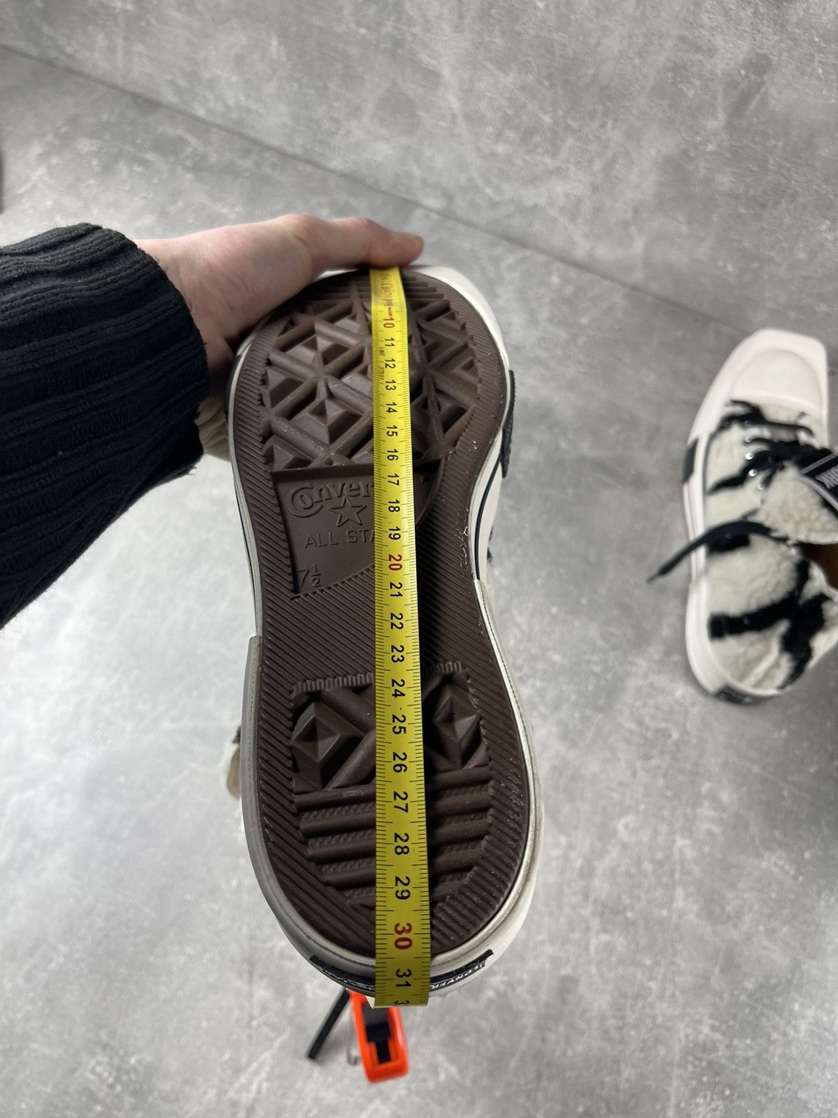 Converse Converse x DRKSHDW TURBODRK Chuck 70 Shearling Teddy Pearl Size US 7 / EU 40 - 14 Thumbnail