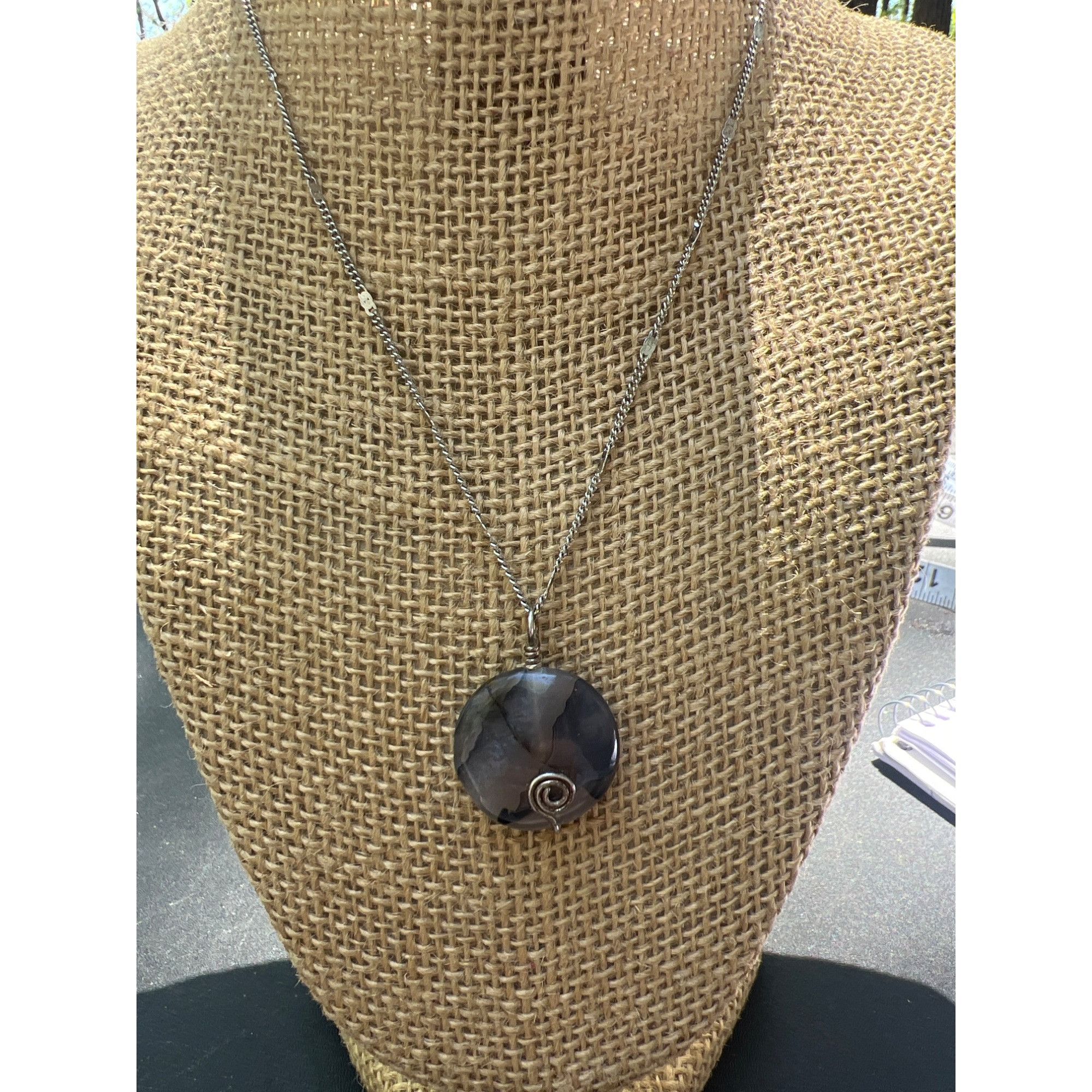 Other Vintage Stone Agate Wire Wrapped Pendant Necklace Adjustable Size ONE SIZE - 1 Thumbnail