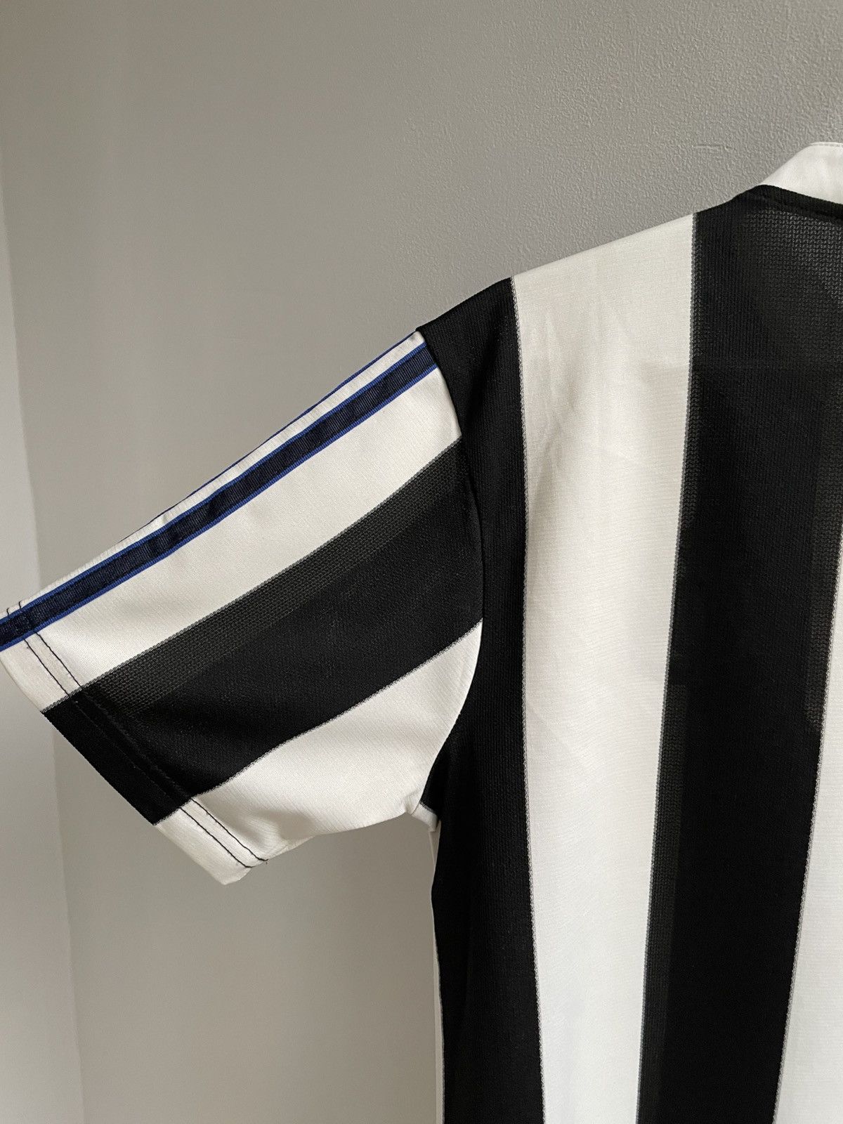 Adidas Newcastle United 1995 1996 1997 Football Shirt Soccer Jersey Size US M / EU 48-50 / 2 - 18 Thumbnail