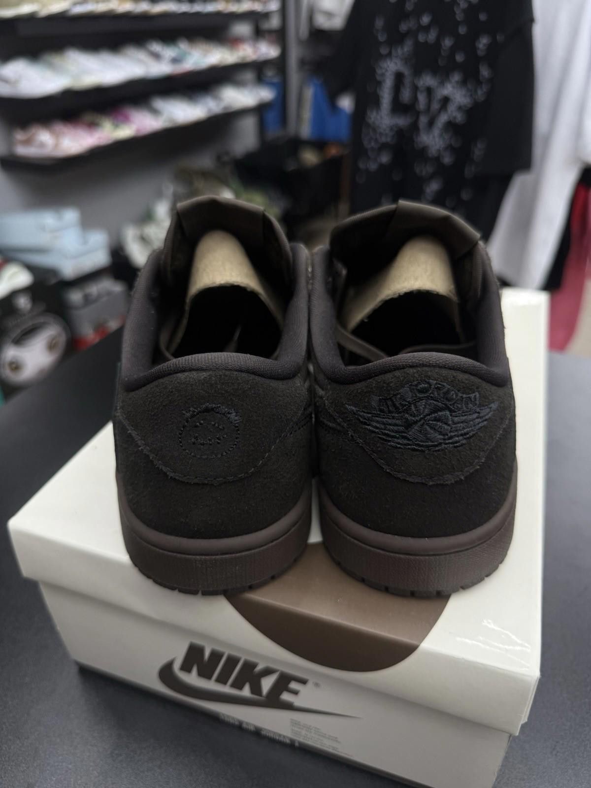 Jordan Brand Men’s Size 6.5 Jordan 1 Retro Low Travis Scott Velvet Brown Size US 6.5 / EU 39-40 - 12 Thumbnail