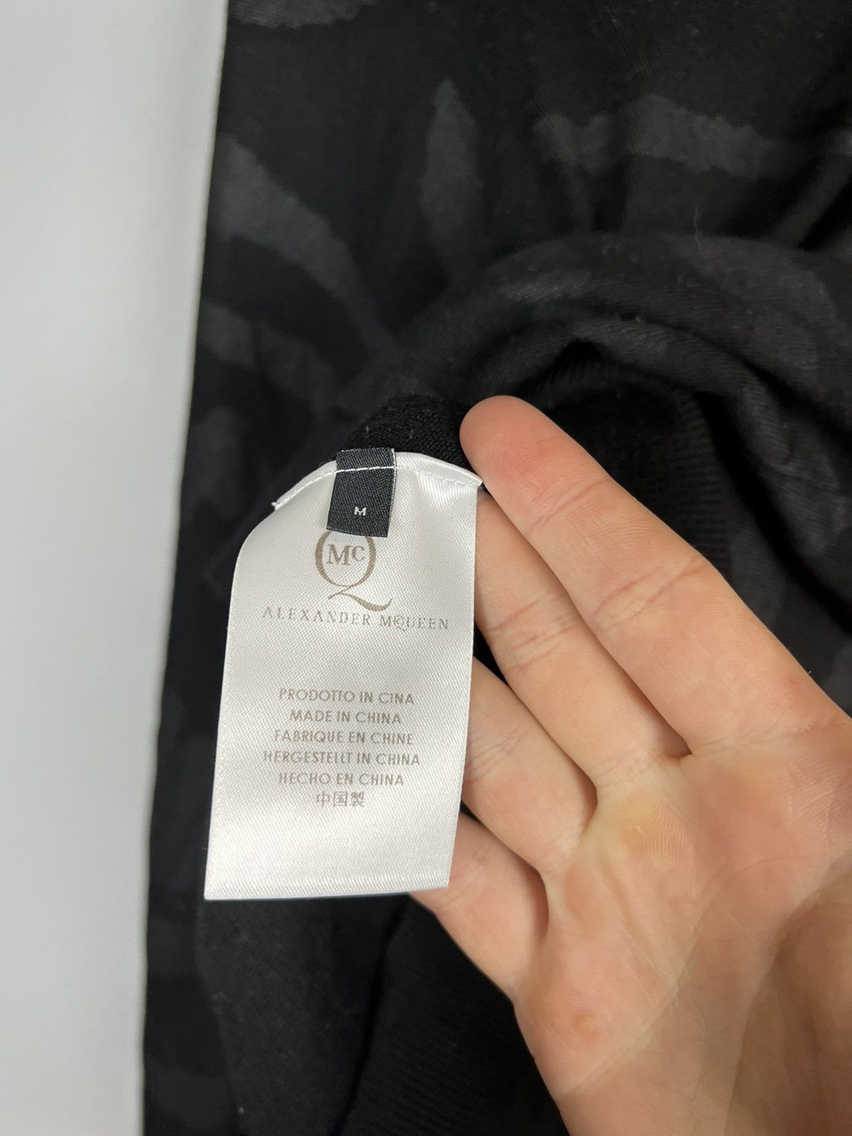 Alexander McQueen MCQ Alexander McQueen black camouflage long sleeve sweater Size M / US 6-8 / IT 42-44 - 3 Thumbnail