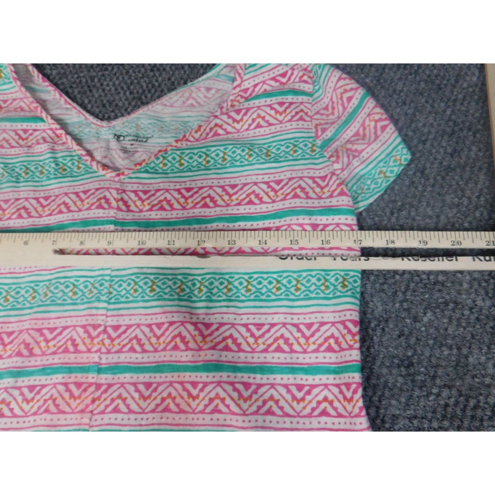 Pinko New Directions Shirt Women Medium Pink Striped V-Neck Short Sleeve Pullover Casual T-Shirt Vintage No Size M / US 6-8 / IT 42-44 - 4 Thumbnail
