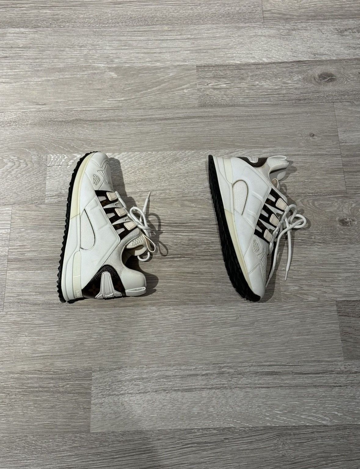 Louis Vuitton Louis Vuitton Calfskin Monogram Run Away Sneakers Size US 6.5 / IT 36.5 - 6 Thumbnail