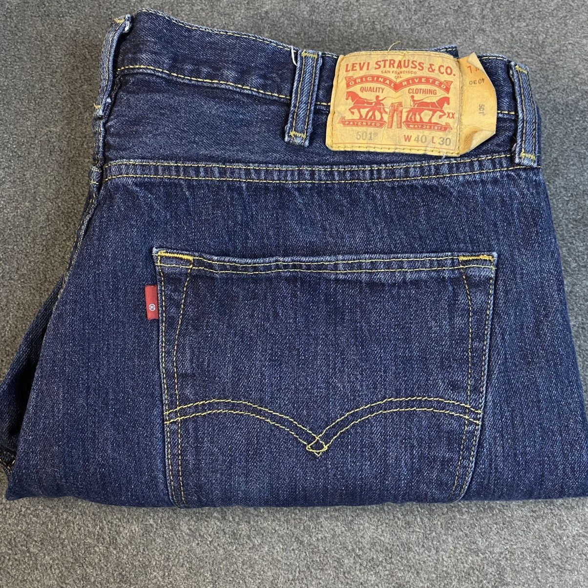Levi's Levi's 501 Jeans Mens Blank Red Tag Straight Leg 40/30 EUC Size US 40 / EU 56 - 1 Thumbnail