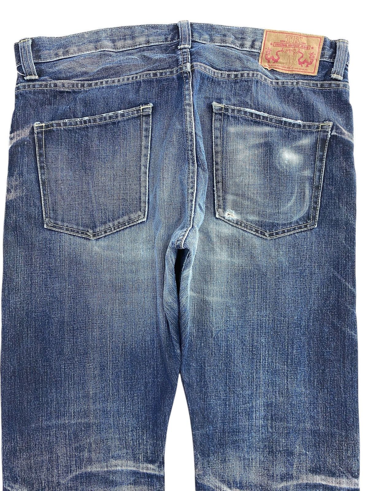 Takeo Kikuchi Takeo Kikuchi Blue Wash Whiskered Straight Leg Style Jeans Size US 34 / EU 50 - 4 Thumbnail