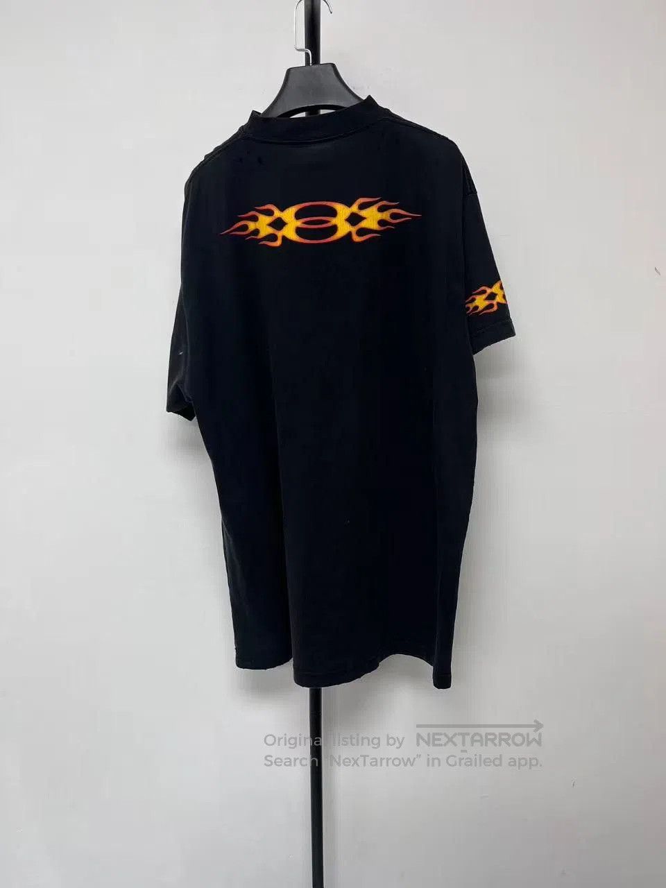 Balenciaga Balenciaga Flame Logo Crewneck Casual T-Shirt. Size US S / EU 44-46 / 1 - 2 Thumbnail