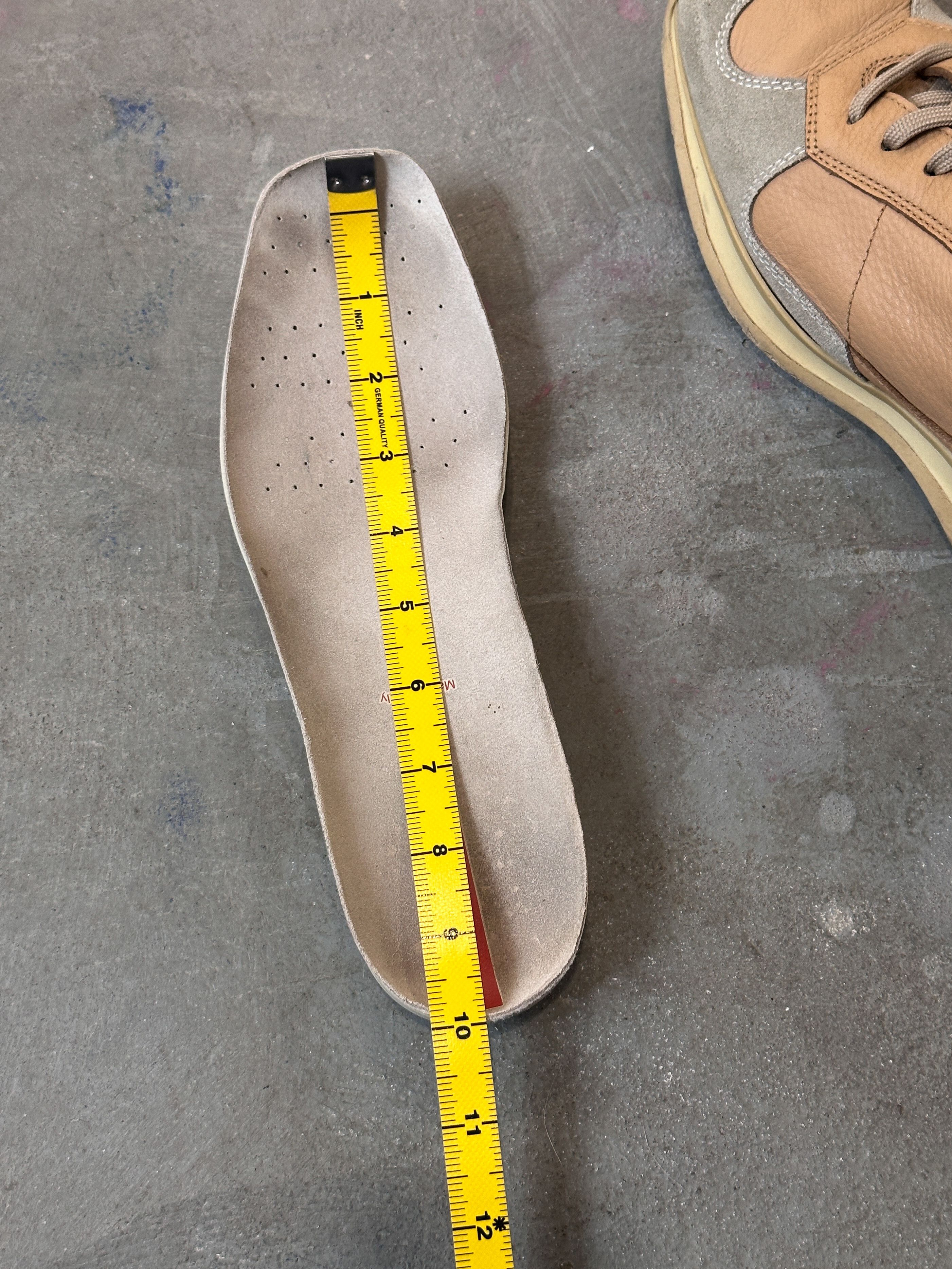 Vintage Prada Low Runner Sneaker 25 cm