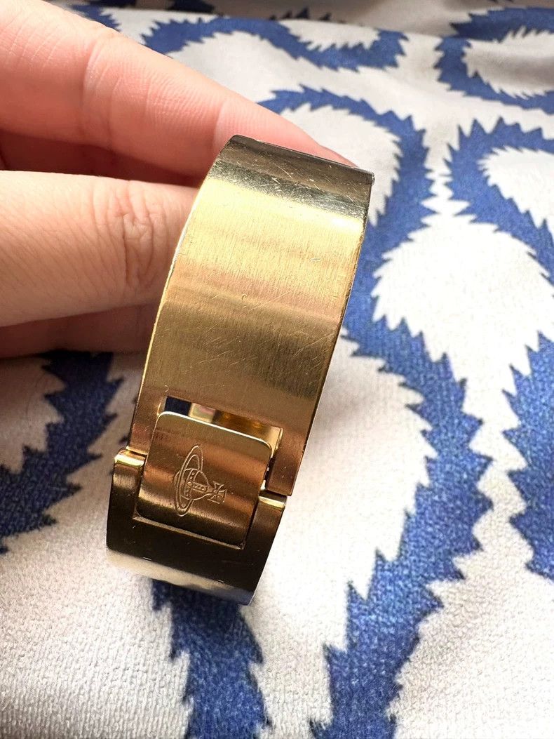 Vivienne Westwood Vivienne Westwood Golden Carved Blue Dial Watch Size ONE SIZE - 7 Thumbnail