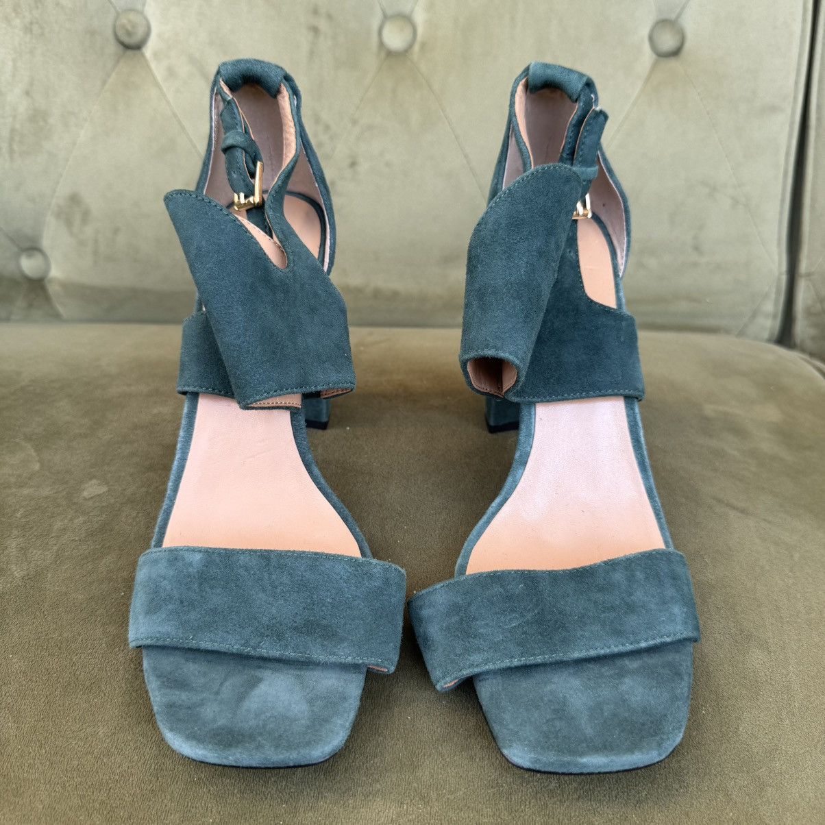 Banana Republic Banana Republic Blyss Green Suede Sandals 8.5 M Size US 8.5 / IT 38.5 - 2 Thumbnail