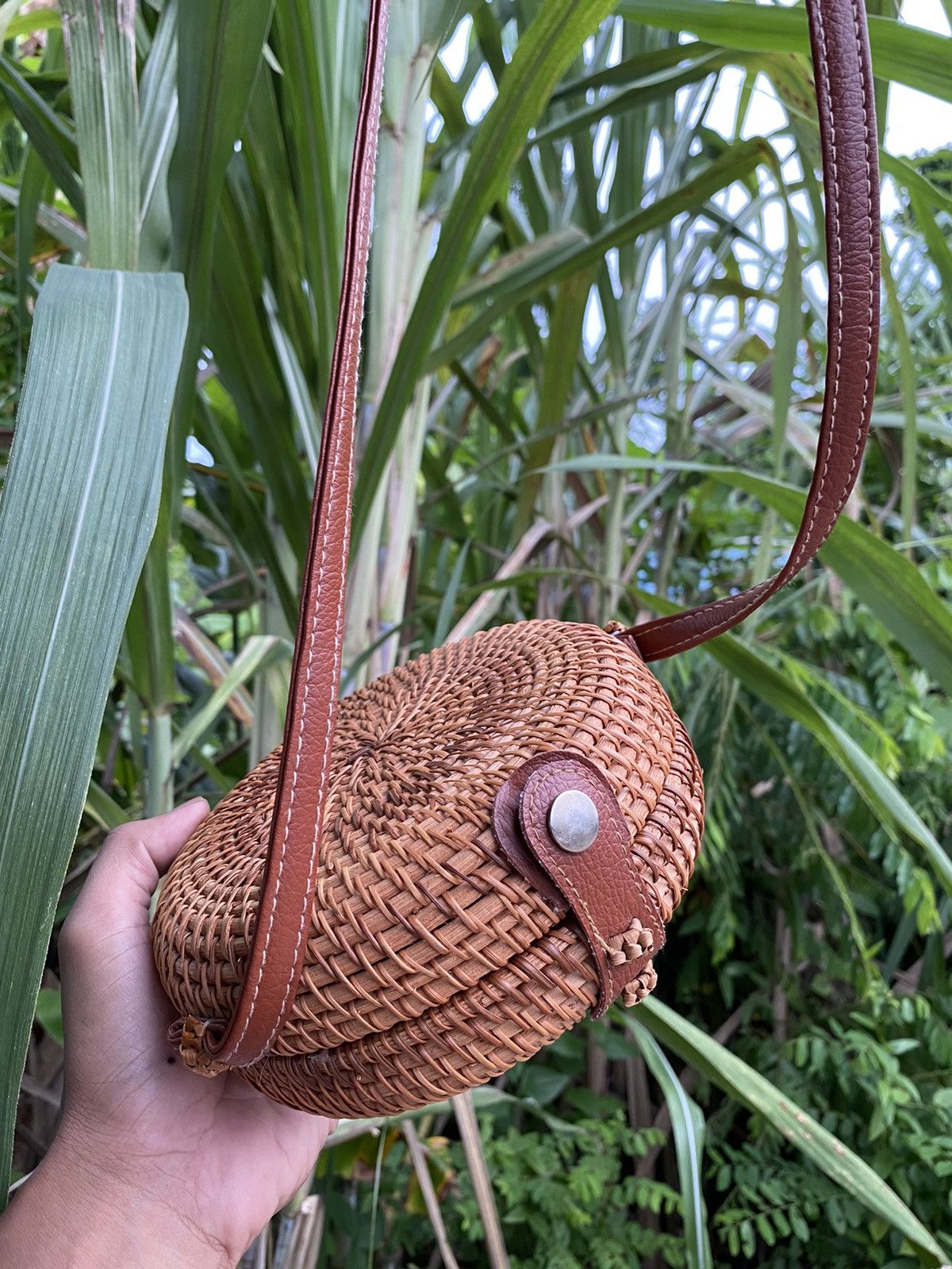Vintage Ratan sling bag-handmade Size ONE SIZE - 1 Thumbnail