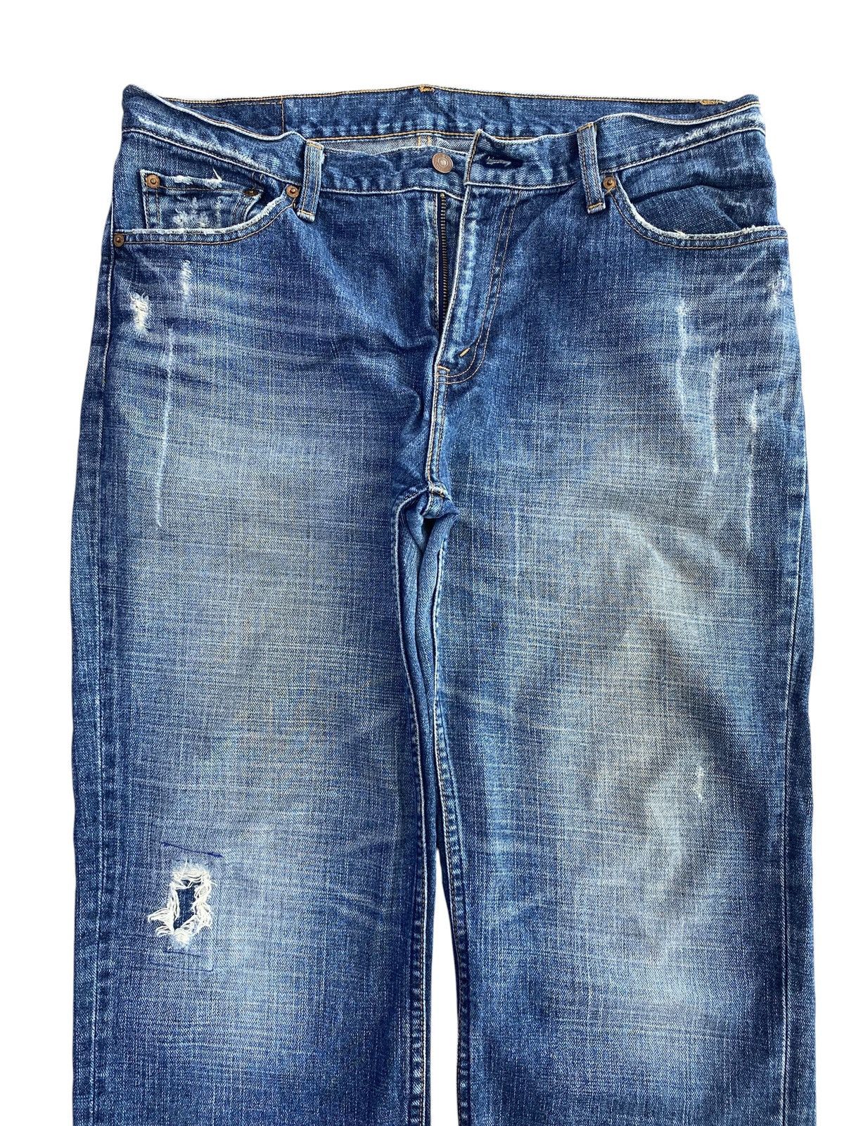 Levi's Levi’s Ripped Faded Wash Style Loose Jeans Size US 36 / EU 52 - 2 Thumbnail