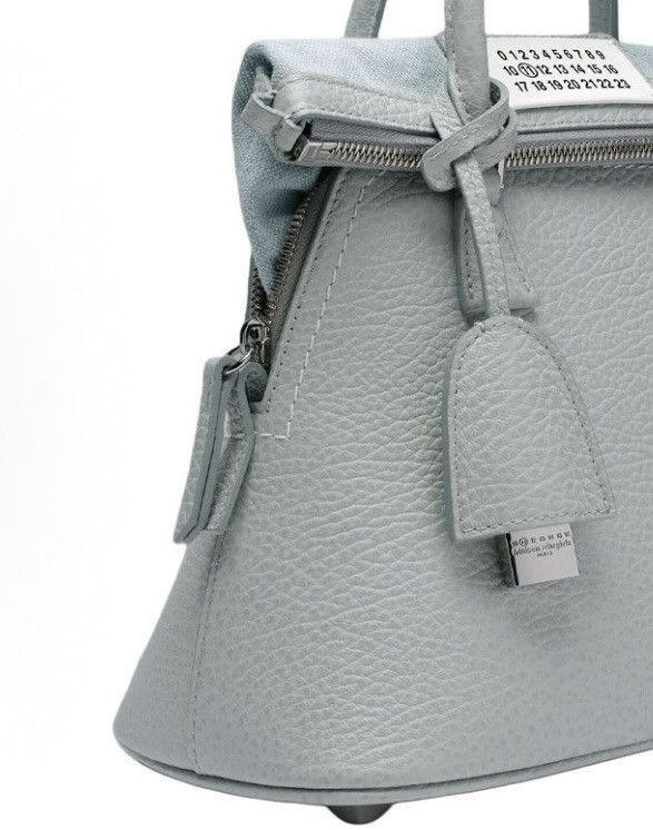 Maison Margiela NWT 5AC Classique Mini Bag Dusty Blue Pebbled Leather Size ONE SIZE - 16 Thumbnail