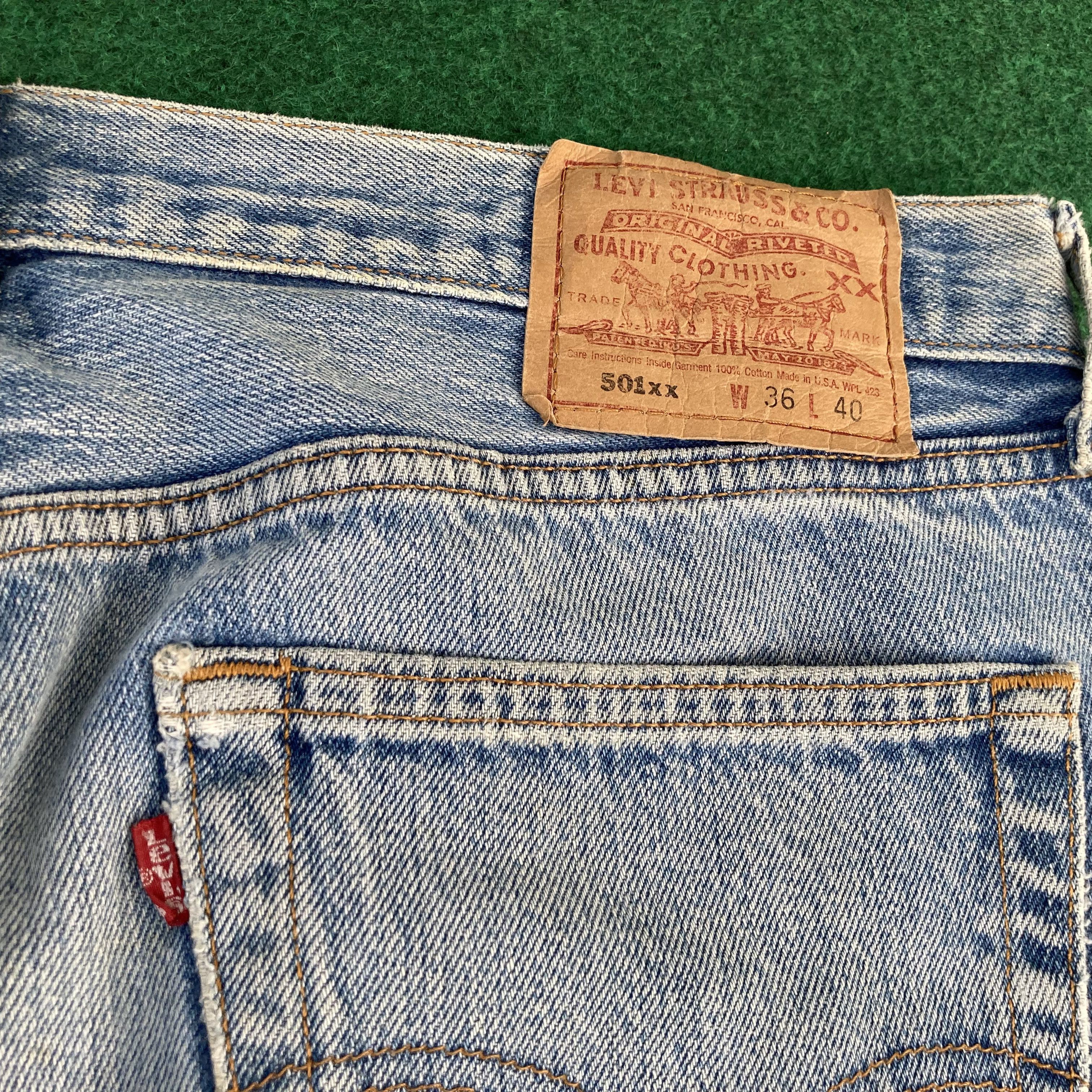 Levi's 35x37 Vtg Levis 501xx Distressed Ripped Light Wash Jeans Size US 35 - 14 Thumbnail