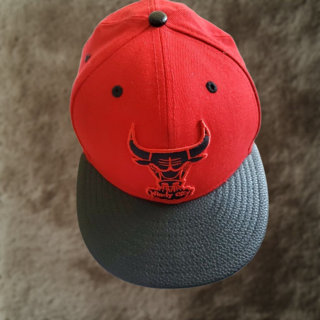 New Era Chicago Bulls Hat Windy City 9fifty Hardwood Classic Snapback Cap Multi-Color One Size Unisex Adults, Men's