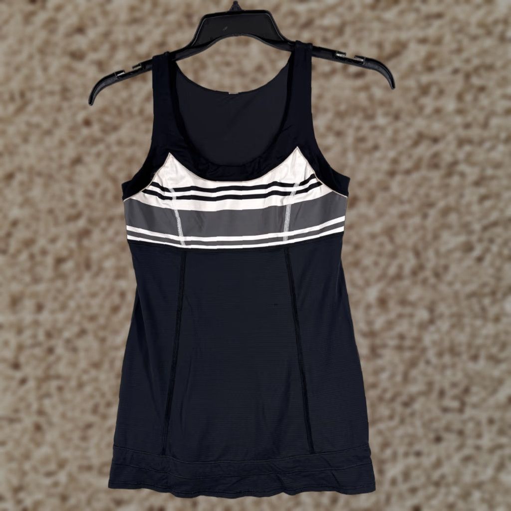 Lululemon Lululemon Shirt Women 4 Black White Run Ta Ta Topper Silverescent Running W1D10S Size S / US 4 / IT 40 - 1 Thumbnail