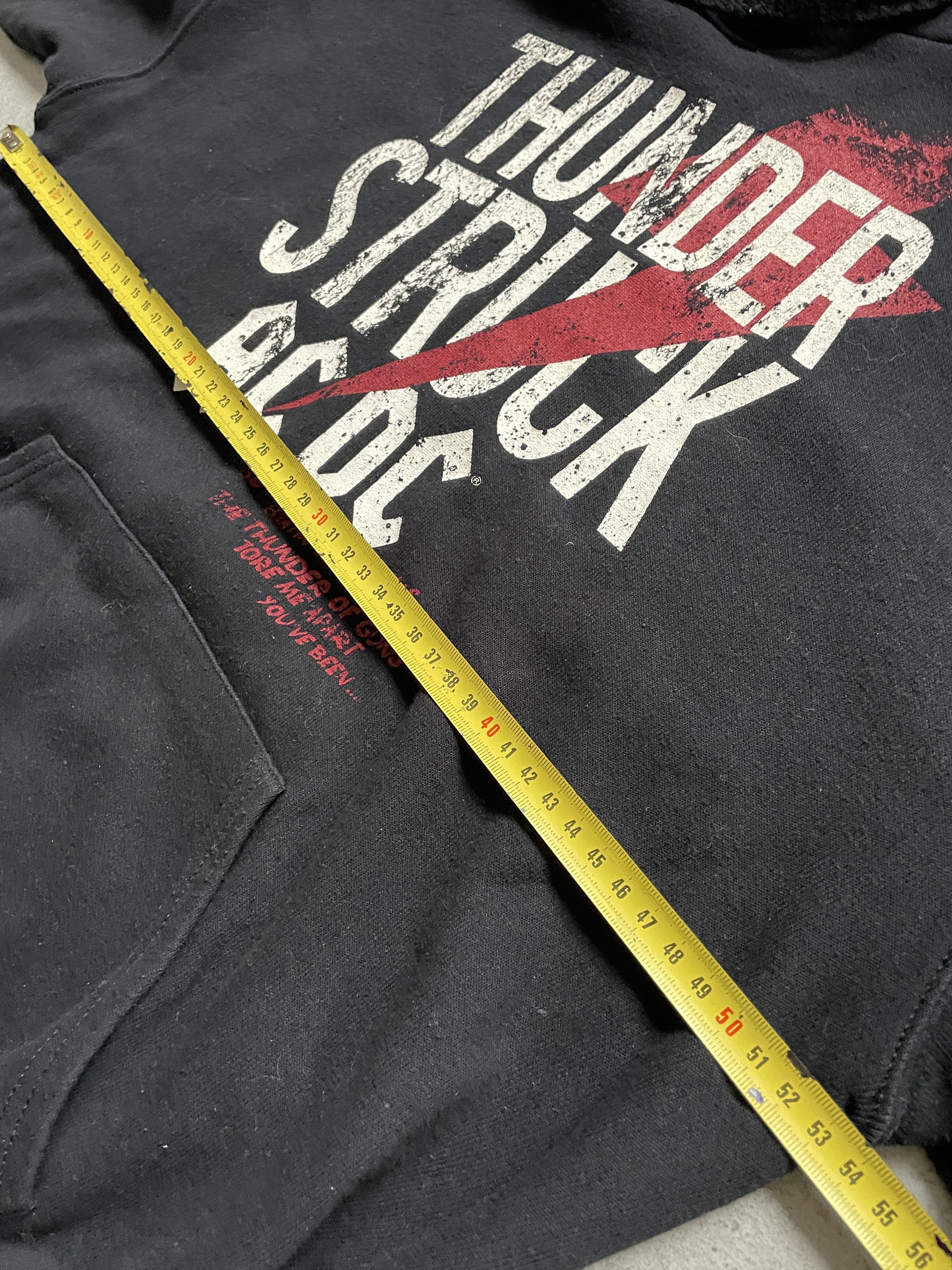 Band Tees Y2K AC/DC THUNDERSTRUCK BLACK VINTAGE METAL BAND HOODIE Size US M / EU 48-50 / 2 - 7 Thumbnail