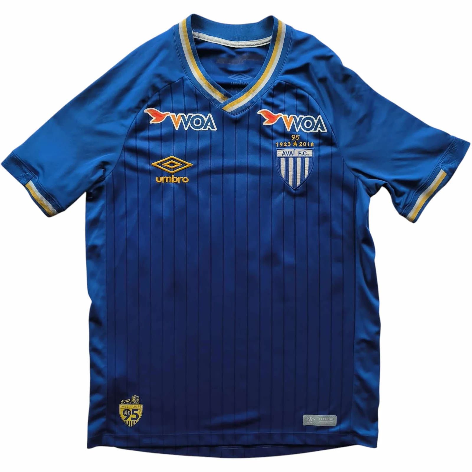 Umbro Avai 2018-19 Umbro third football jersey size S Size US S / EU 44-46 / 1 - 1 Thumbnail