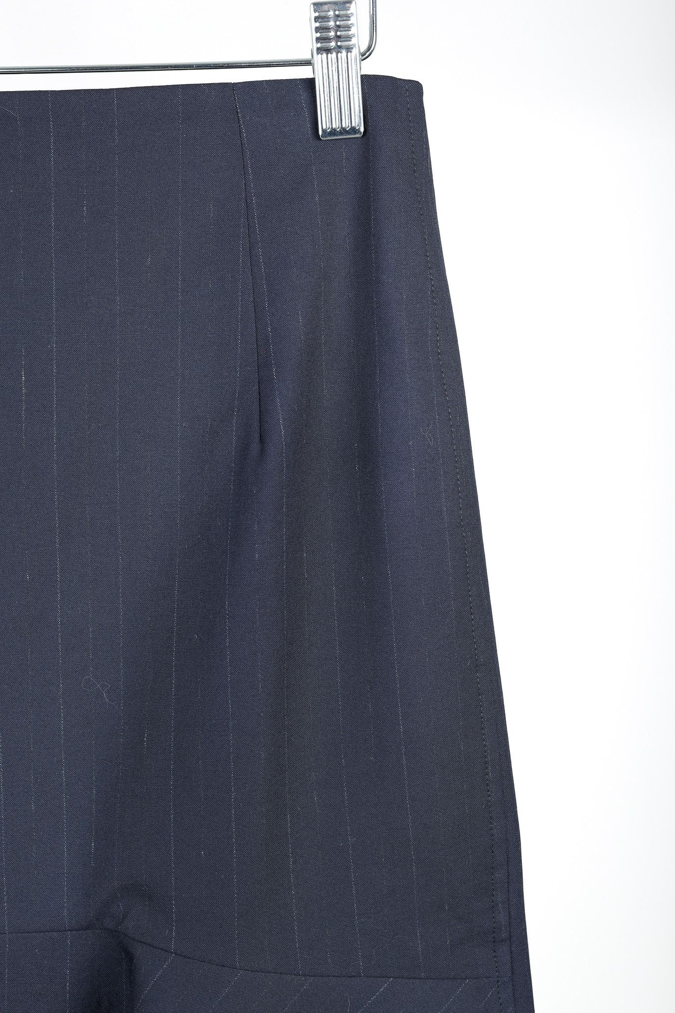 Balenciaga Balenciaga 2019 Navy Chalk Pinstripe Wool Trumpet Skirt Size 26" / US 2 / IT 38 - 4 Thumbnail