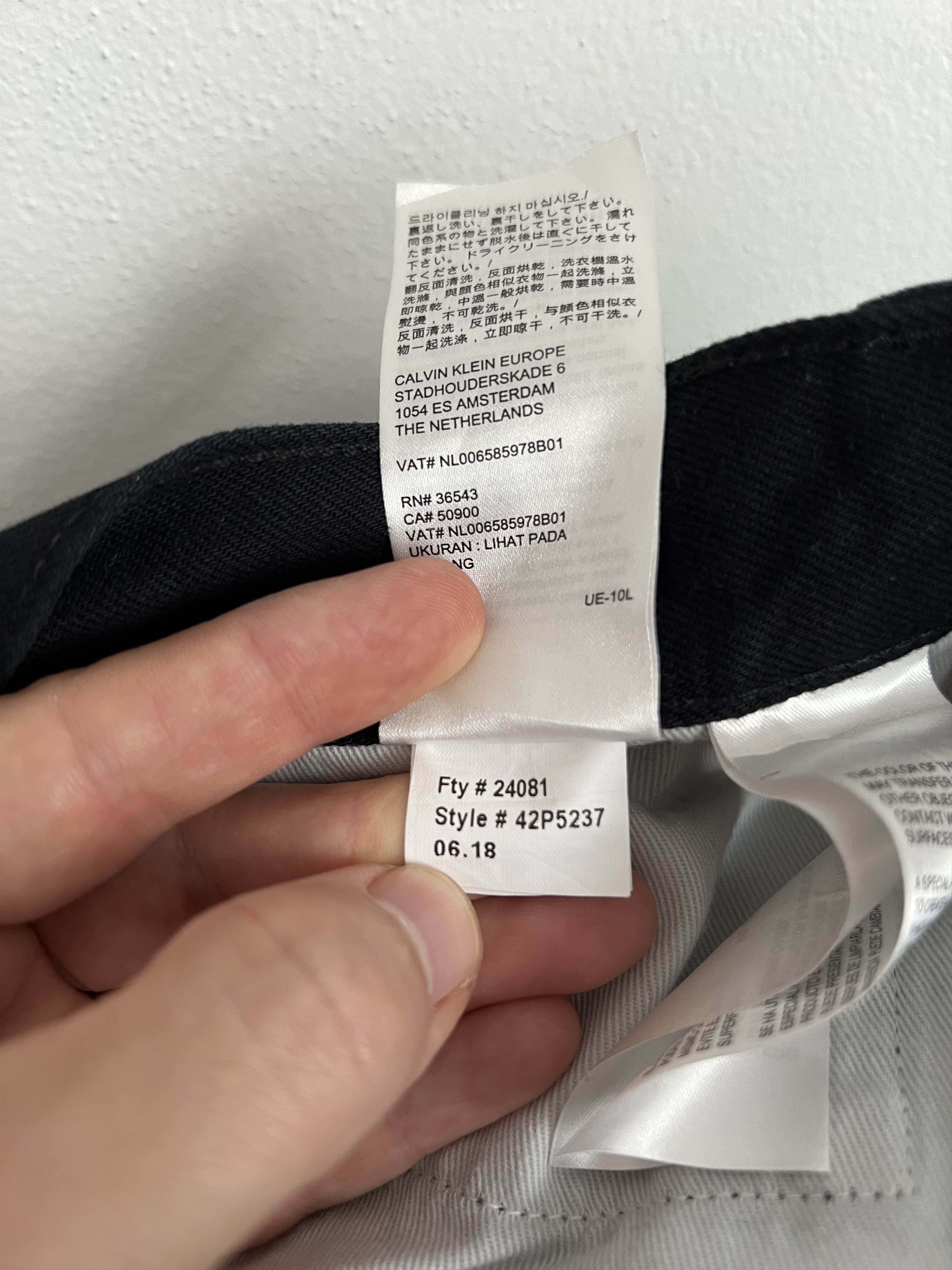 Calvin Klein CKJ Calvin Klein Jeans 205W39NYC Mid Rise Slim Floral Patch Size 31" - 13 Thumbnail