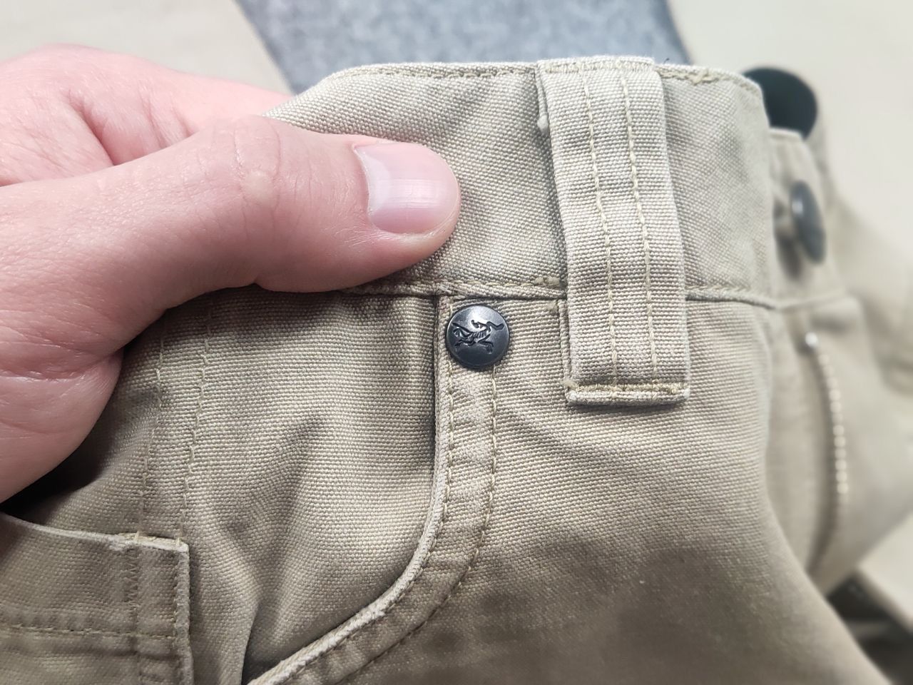 Arc'teryx Vintage Arc'teryx bastion Double Canvas Sand Cargo Pants Size US 32 / EU 48 - 22 Thumbnail