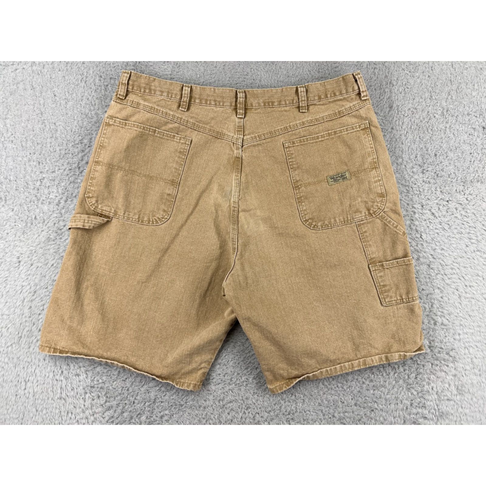 Wrangler Wrangler Shorts Mens 38 Beige Cotton Blend Pocket Cargo Pocket Chino Casual Outdoor 90s Theme Vintage No Size US 38 / EU 54 - 2 Thumbnail
