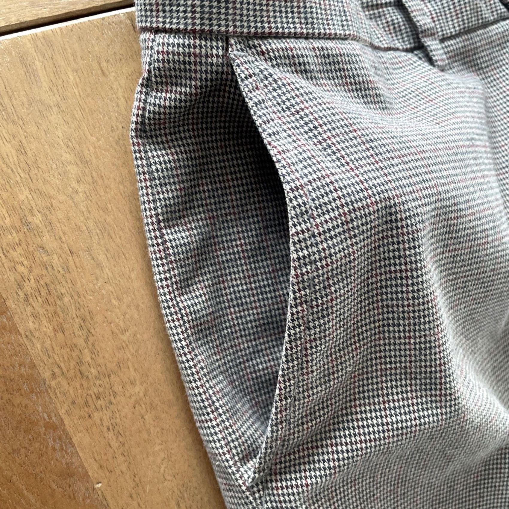 Banana Republic Banana Republic Men Dress Pants Houndstooth Slim Tapered 36x32 Regular Wool Flat Front Front 38x30 Multicolor Town City Office Classic 90s? Size US 36 / EU 52 - 4 Thumbnail
