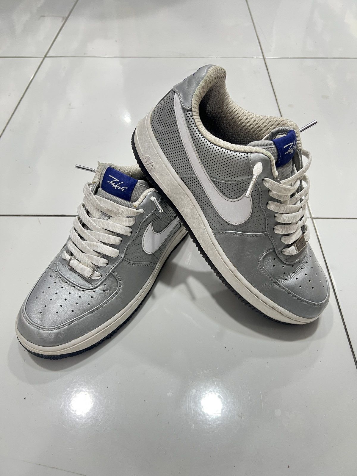 Nike Nike Air Force 1 Low Futura Be True 2010 Silver 318775-005 Size US 8 / EU 41 - 1 Thumbnail