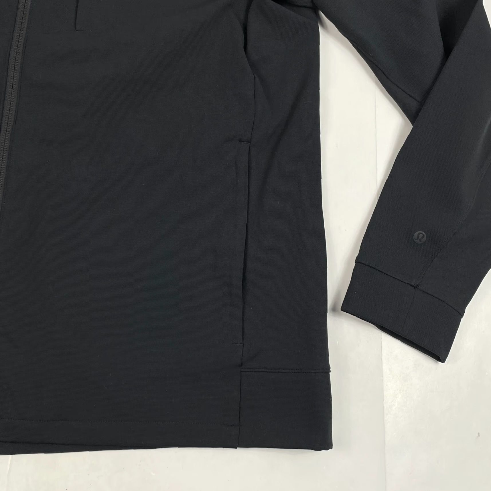 Lululemon Lululemon Jacket Mens XL Black Sojourn Full Zip Track Running Stretch Athletic Wind-Resistant Pockets Breathable Size US XL / EU 56 / 4 - 4 Thumbnail