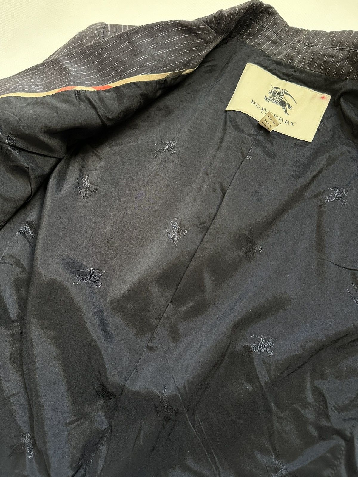 Burberry-Vintage Navy Gray Blazer Jacket-Shiny Silver