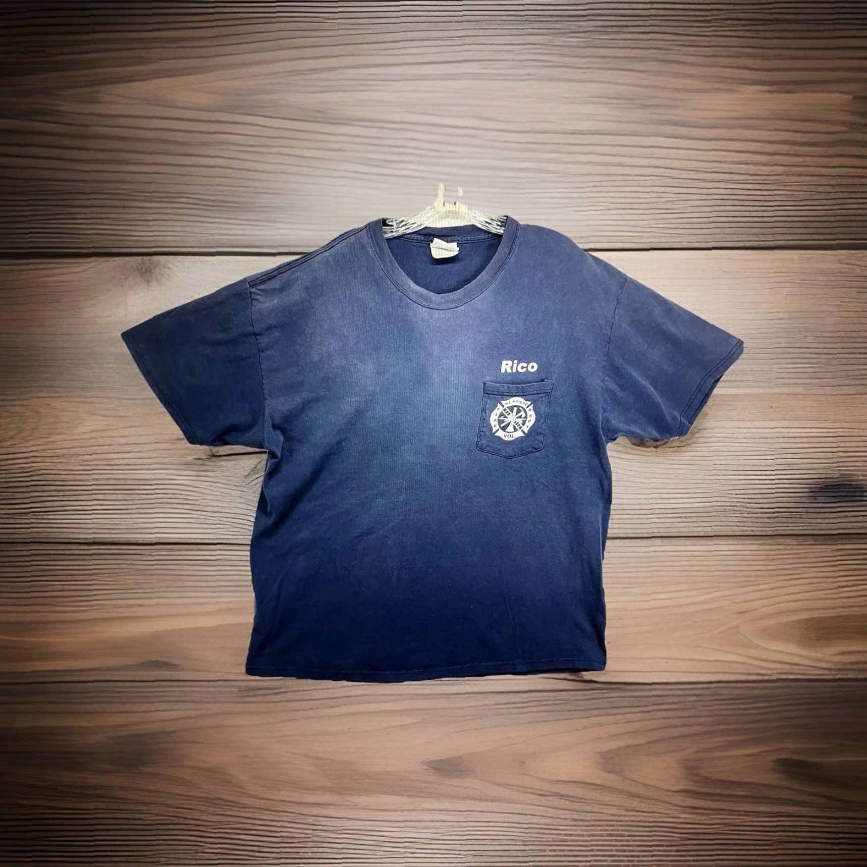 Hanes VINTAGE Hanes Beefy-T Firefighter Pocket T-Shirt Mens XL Blue 90s Graphic Print Retro Grunge Size US XL / EU 56 / 4 - 2 Thumbnail