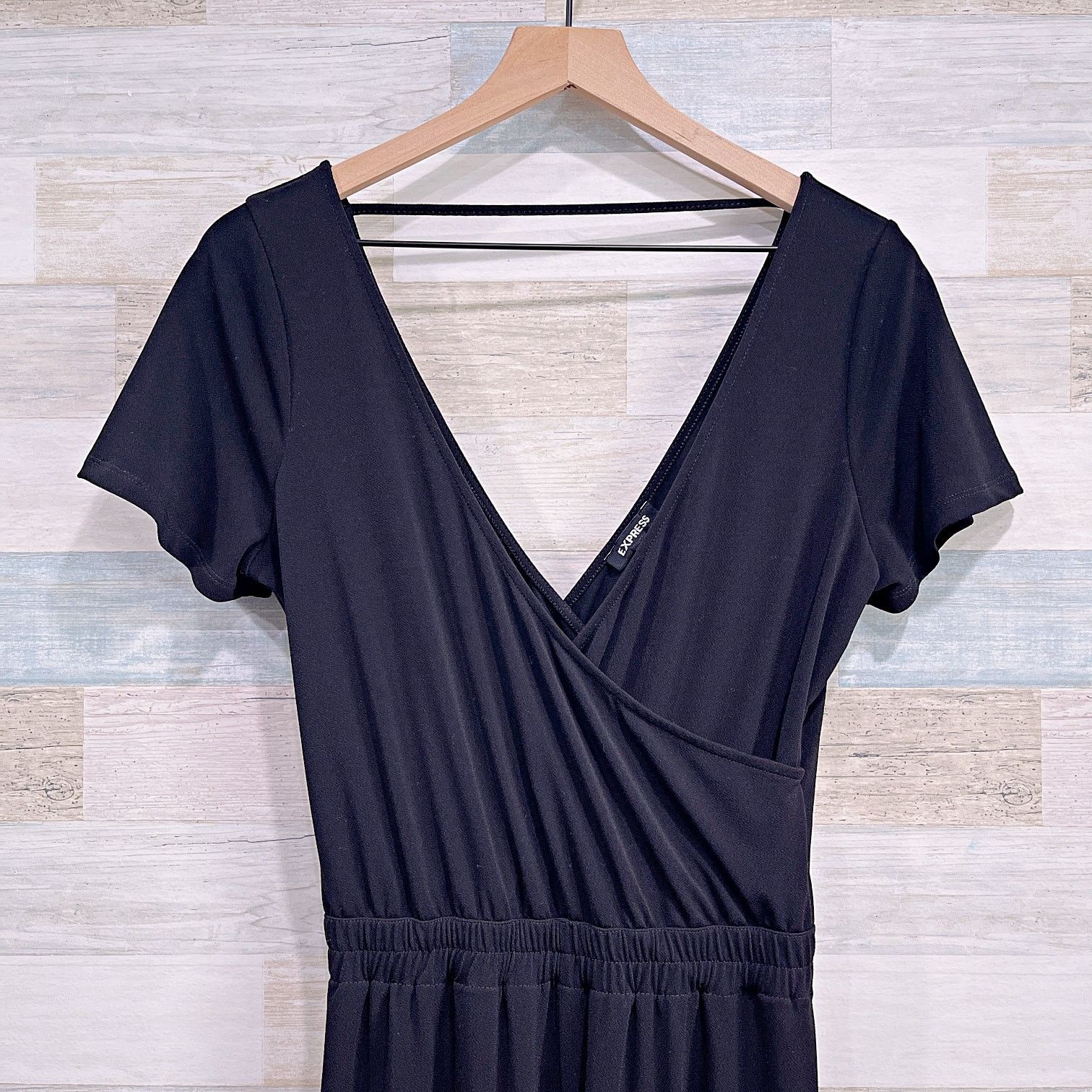 Express Express Surplice Cinch Waist Jumpsuit Black Womens Small Size 27" / US 4 / IT 40 - 4 Thumbnail