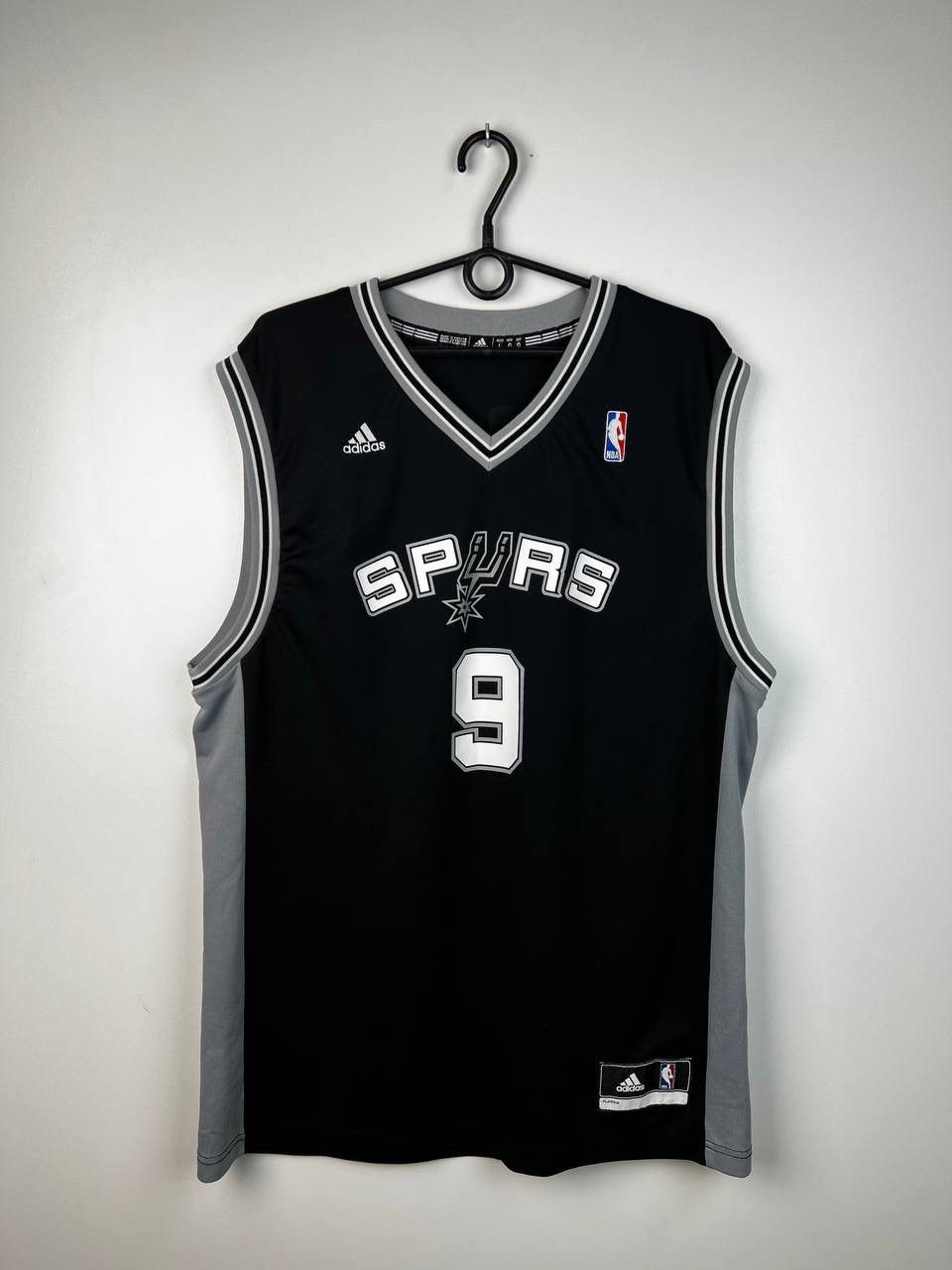 Vintage San Antonio Spurs Parker Jersey t-shirts size L Size US L / EU 52-54 / 3 - 1 Thumbnail