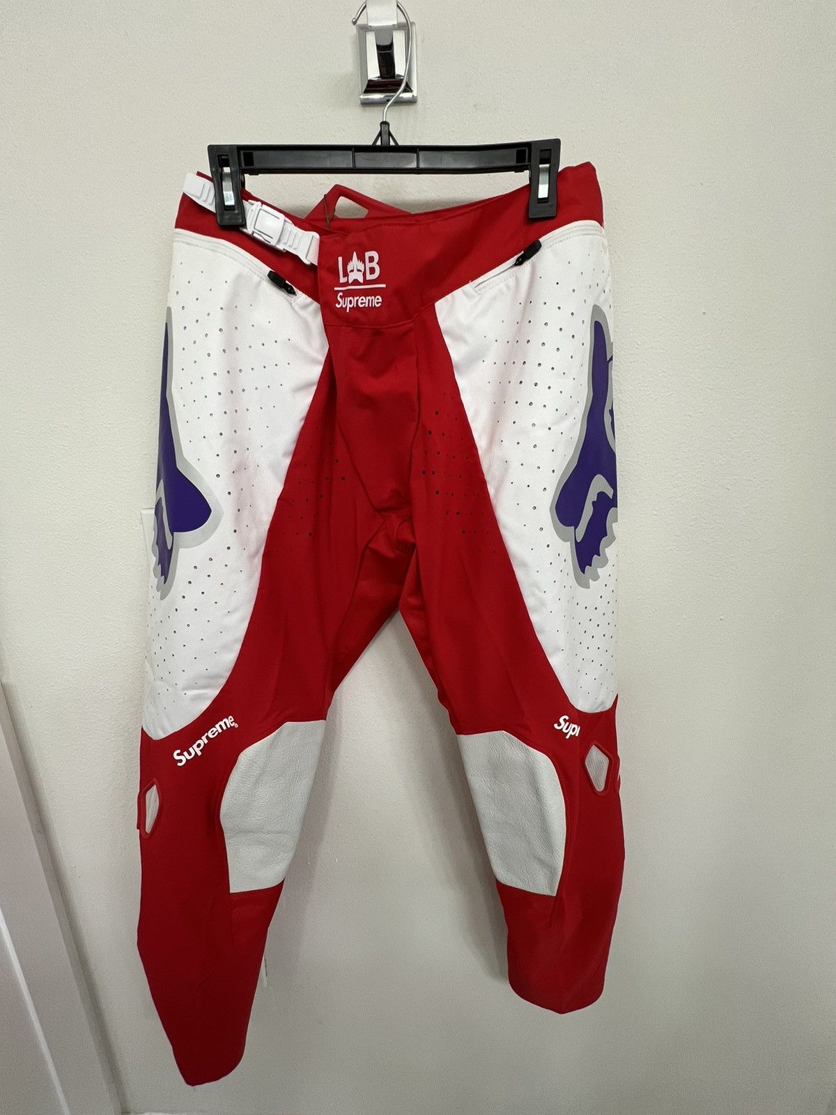 Supreme fox pants sales