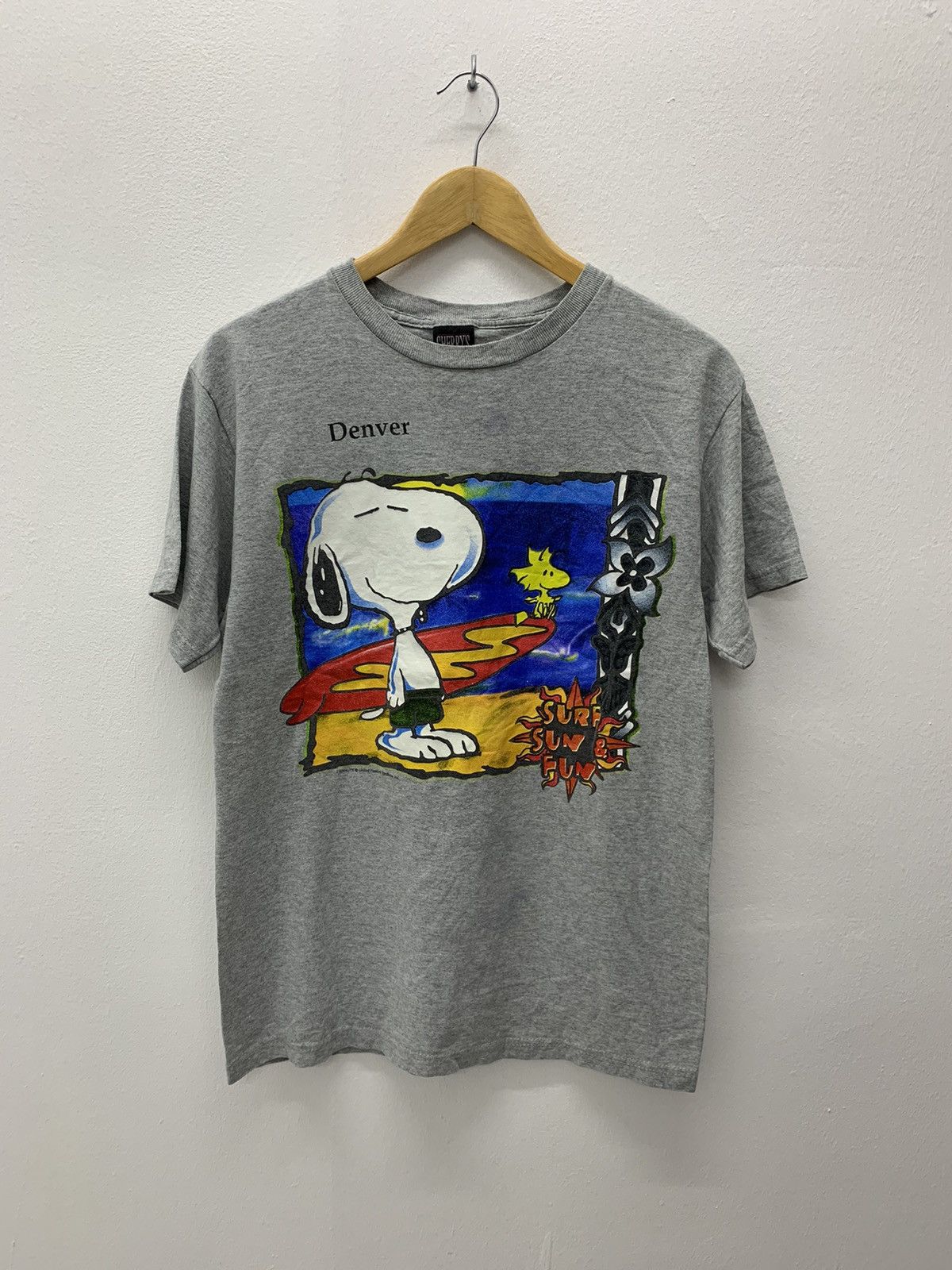 Vintage Vintage Peanuts Snoopy Surf Sun Denver Tshirt Size US M / EU 48-50 / 2 - 1 Thumbnail