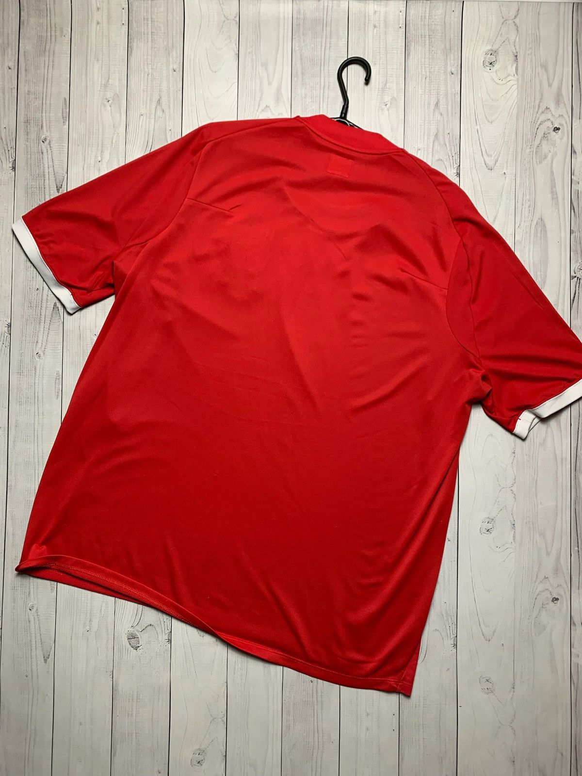 Umbro × Vintage Vintage Umbro England soccer jersey size XL red Size US XL / EU 56 / 4 - 5 Thumbnail