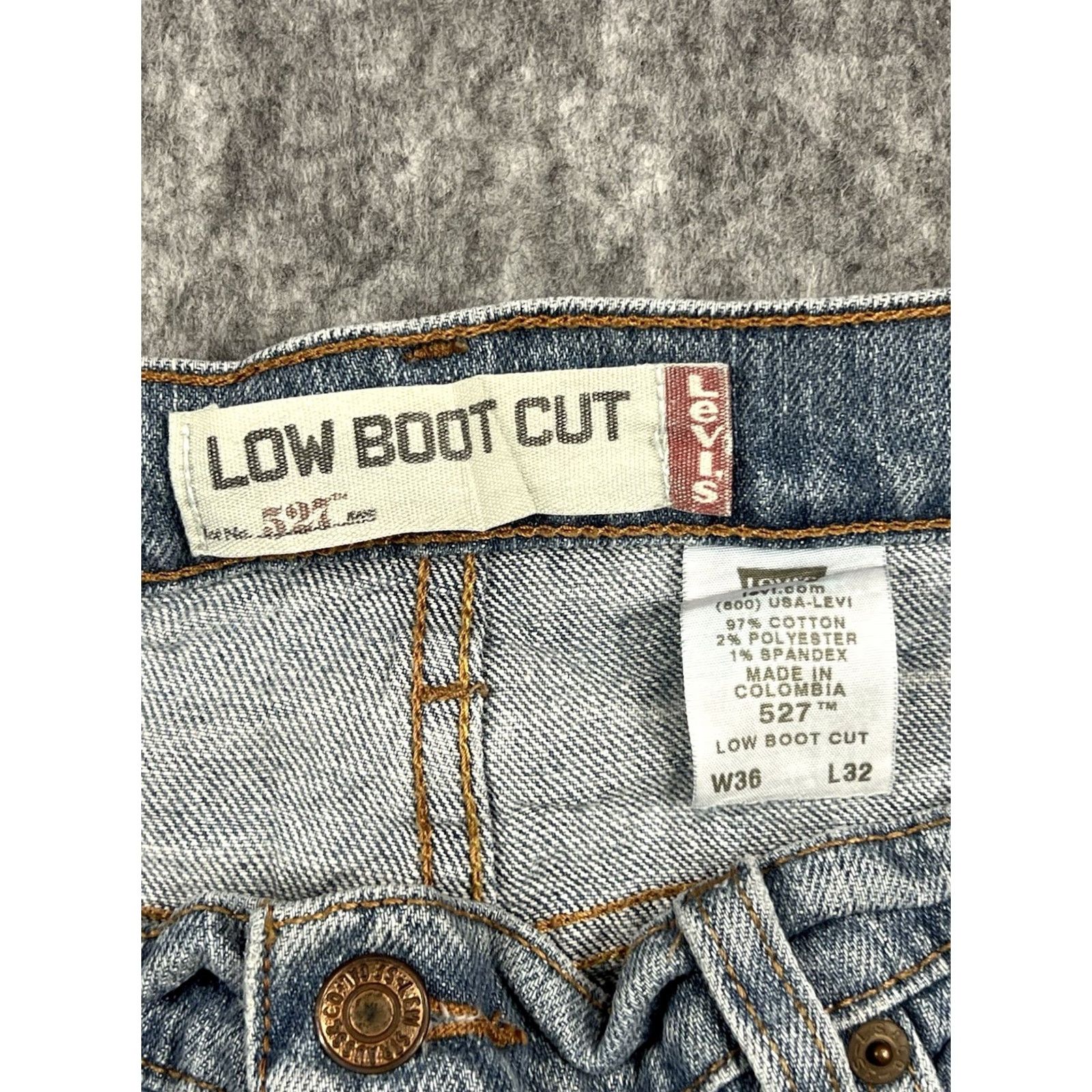 Levi's VTG Levi's 527 Jeans Men's Regular Bootcut Denim Blue 32x26 36x32 Inseam 26 Zipper Button 5-Pocket Patched Crop Logo Size US 5 / EU 37 - 6 Thumbnail
