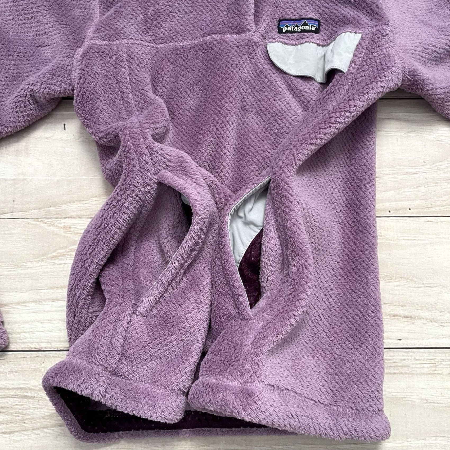 Patagonia VINTAGE Patagonia Re-Tool Jacket Women’s Size S Purple Mid-Length Long Sleeve Casual Travel Fall Winter Spring Size S / US 4 / IT 40 - 5 Thumbnail