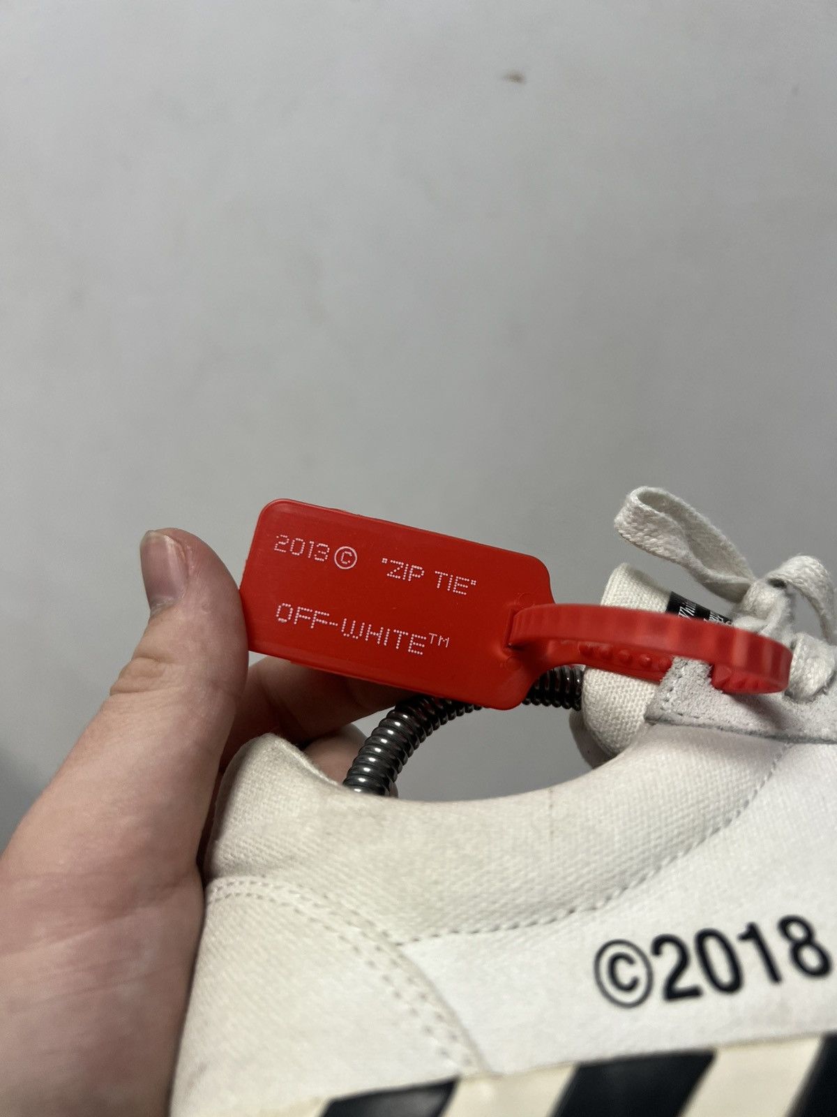 Off-White Off White Vulcanized Sneaker Shoes White Size US 5.5 / EU 38 - 17 Thumbnail