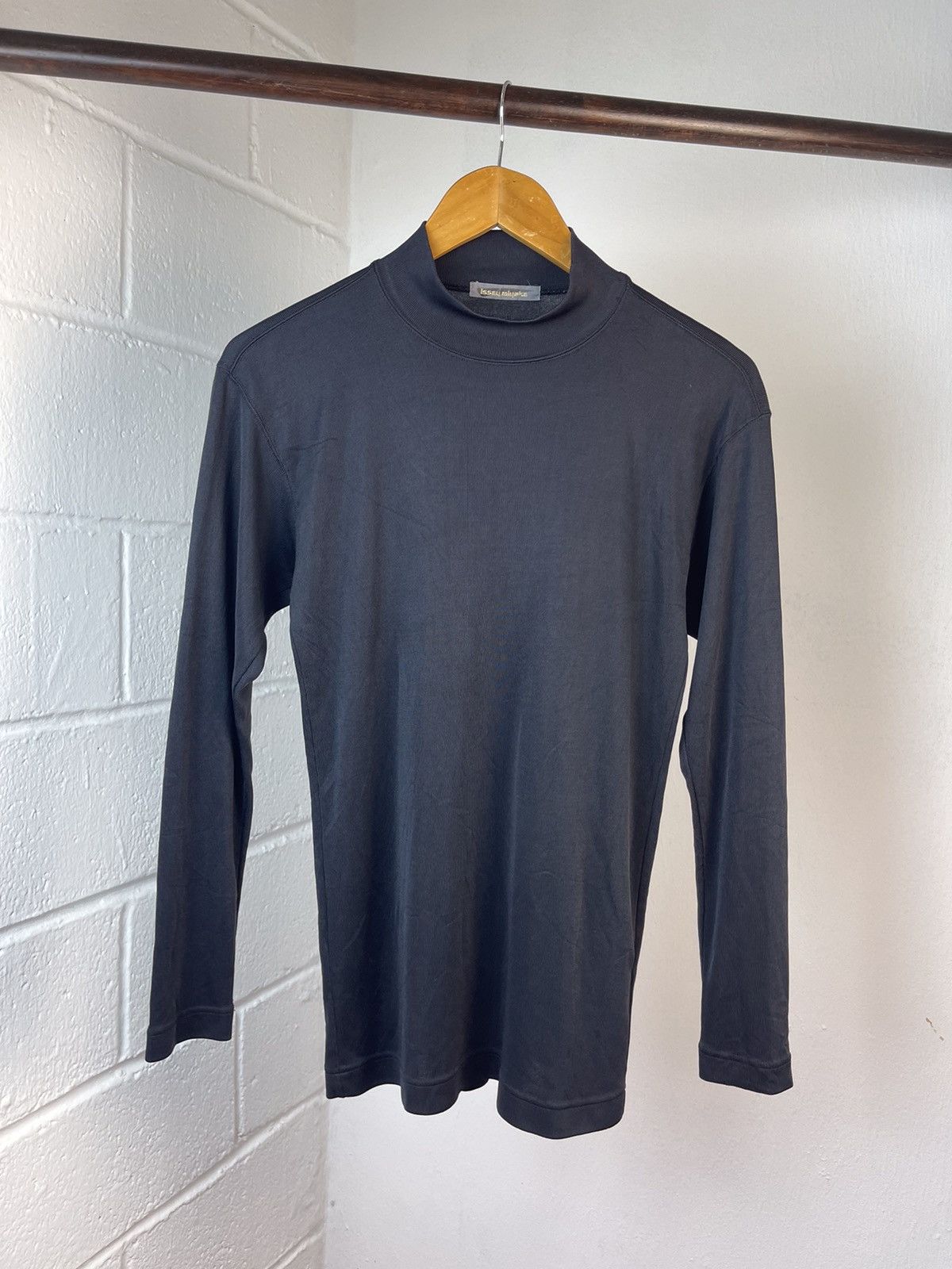 Issey Miyake 80s Issey Miyake Long Sleeve Turtle Neck A1 Size US S / EU 44-46 / 1 - 6 Thumbnail