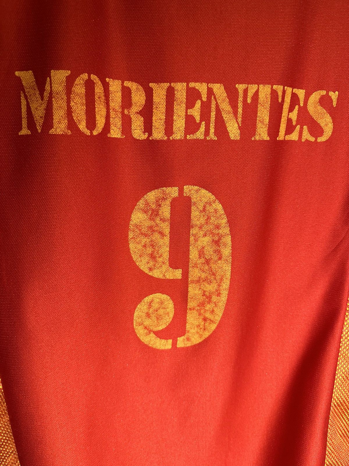 Adidas Retro Adidas España 🇪🇸 2002 Morientes #9 Jersey Size US L / EU 52-54 / 3 - 3 Thumbnail