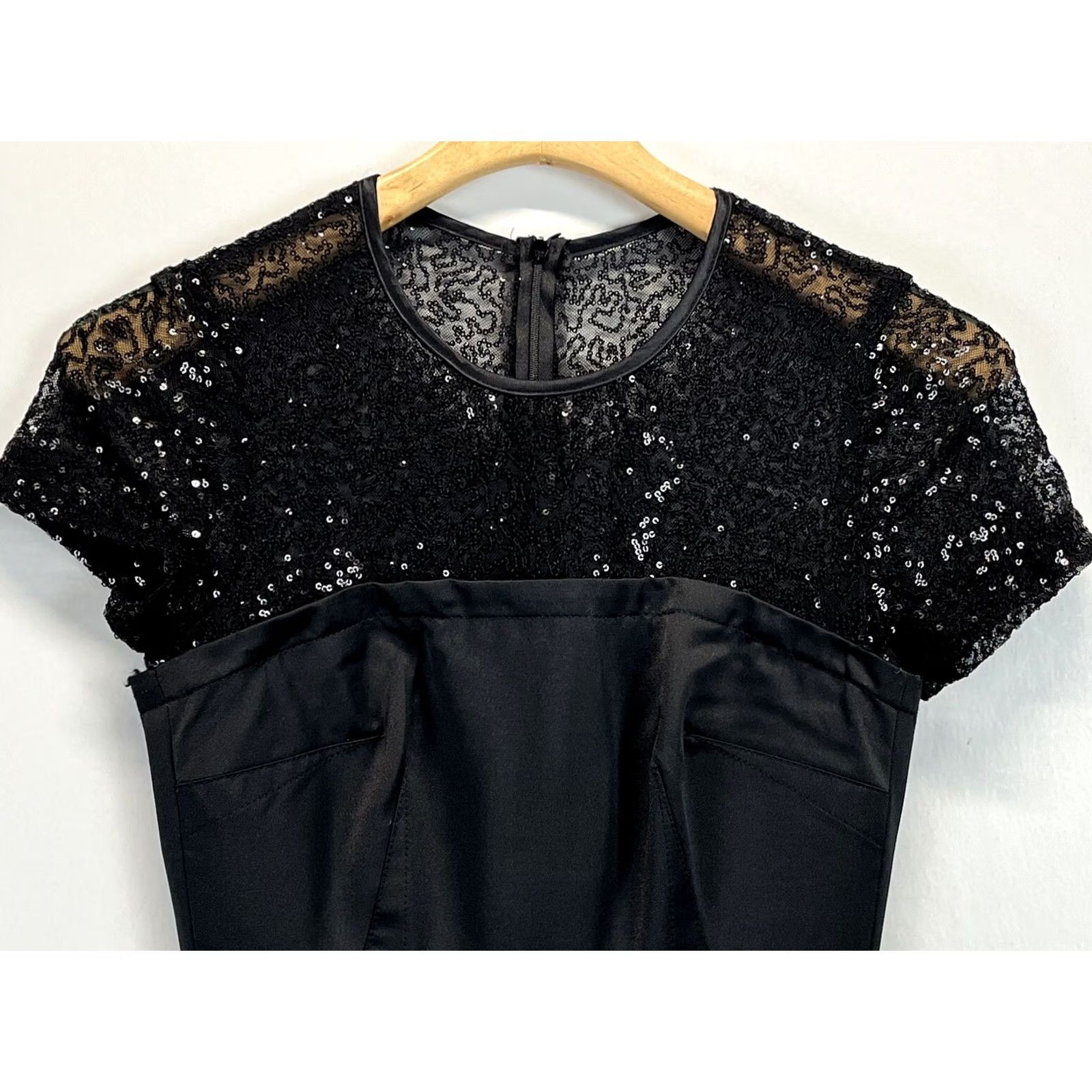 Trina Turk Trina Turk Dali Satin Lace Cocktail Dress Womens 0 Black Sequin Short Sleeve Satin Sheath Lined Velvet? Size XS / US 0-2 / IT 36-38 - 3 Thumbnail