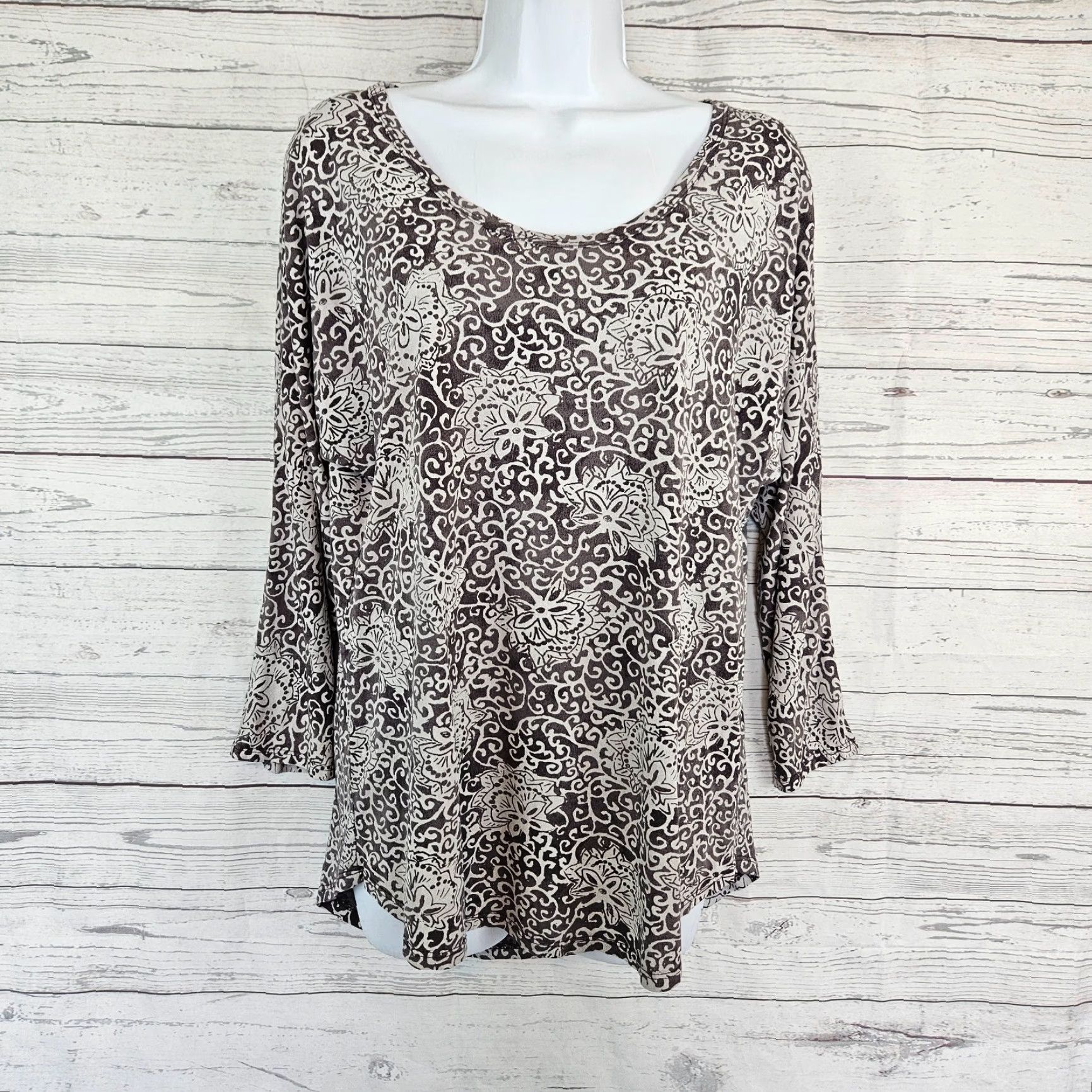 Vintage Fresh Produce Womens Top Gray Floral 3/4 Sleeve Cotton Blend Medium Shirt Adults Womens Size M / US 6-8 / IT 42-44 - 2 Thumbnail