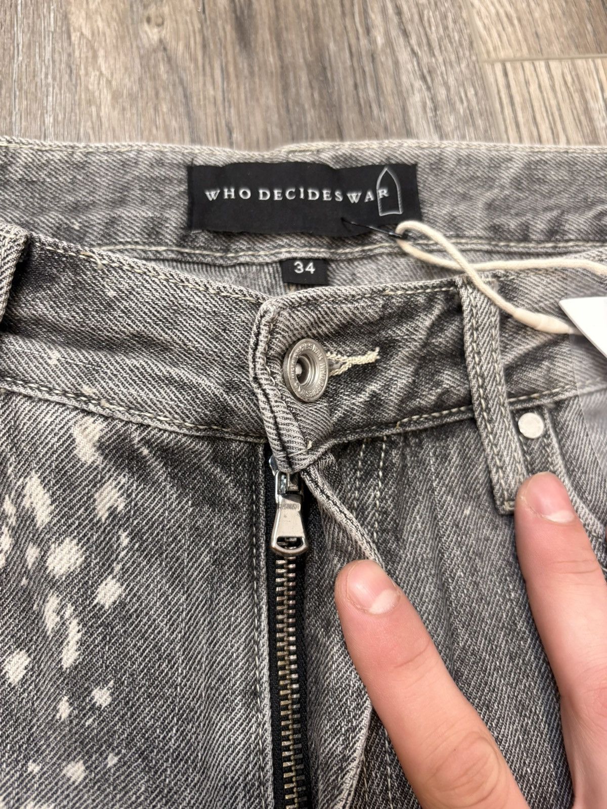 Who Decides War Who decides War scripture jeans gray size 34 Size US 34 / EU 50 - 4 Thumbnail