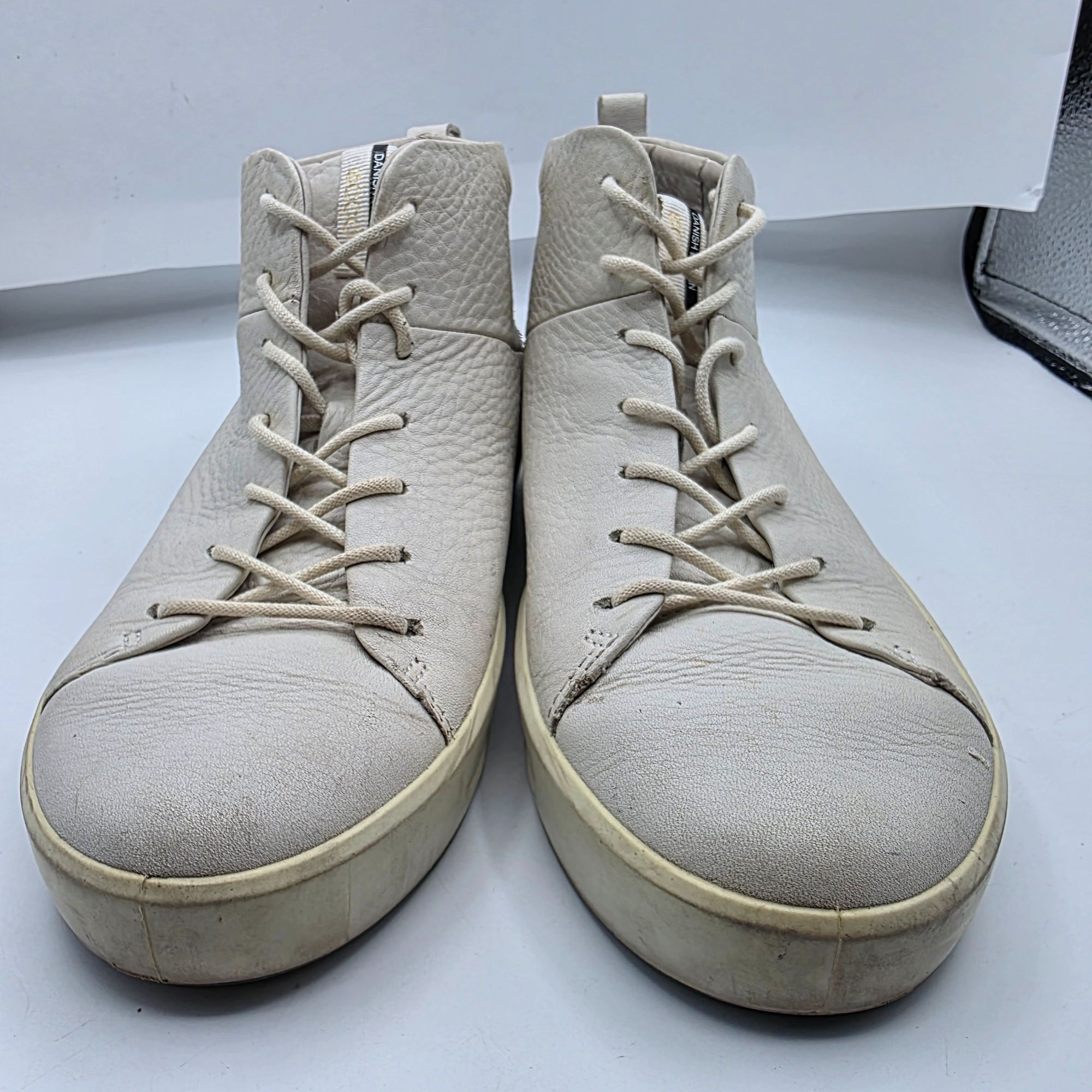 Ecco Ecco Soft 8 Womens Size 7 Triple White Leather High Top Snea Size US 7 / IT 37 - 12 Thumbnail