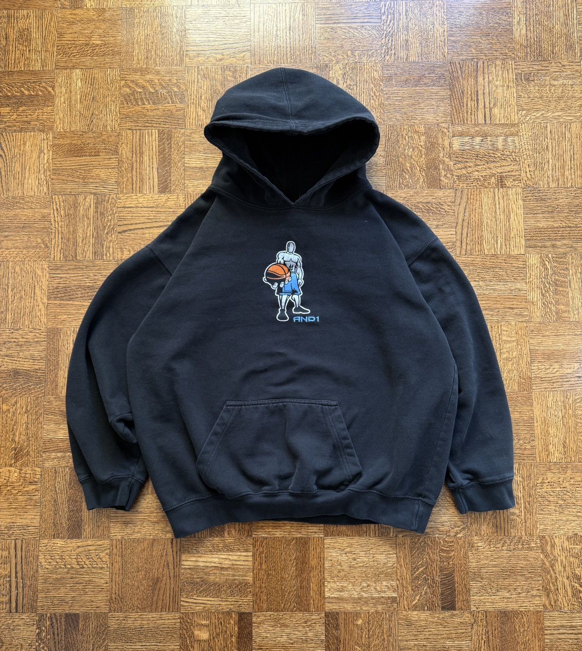 Vintage Vintage Y2K And1 Hooded Sweatshirt Youth XL Size US M / EU 48-50 / 2 - 1 Thumbnail