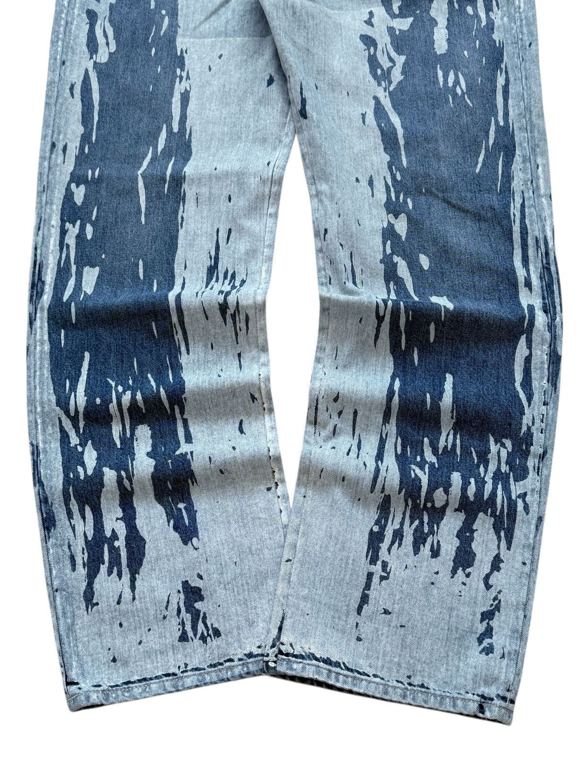 Just Cavalli 2000s Cavalli Baggy Painted Washed Jeans Size US 42 / EU 58 - 2 Thumbnail