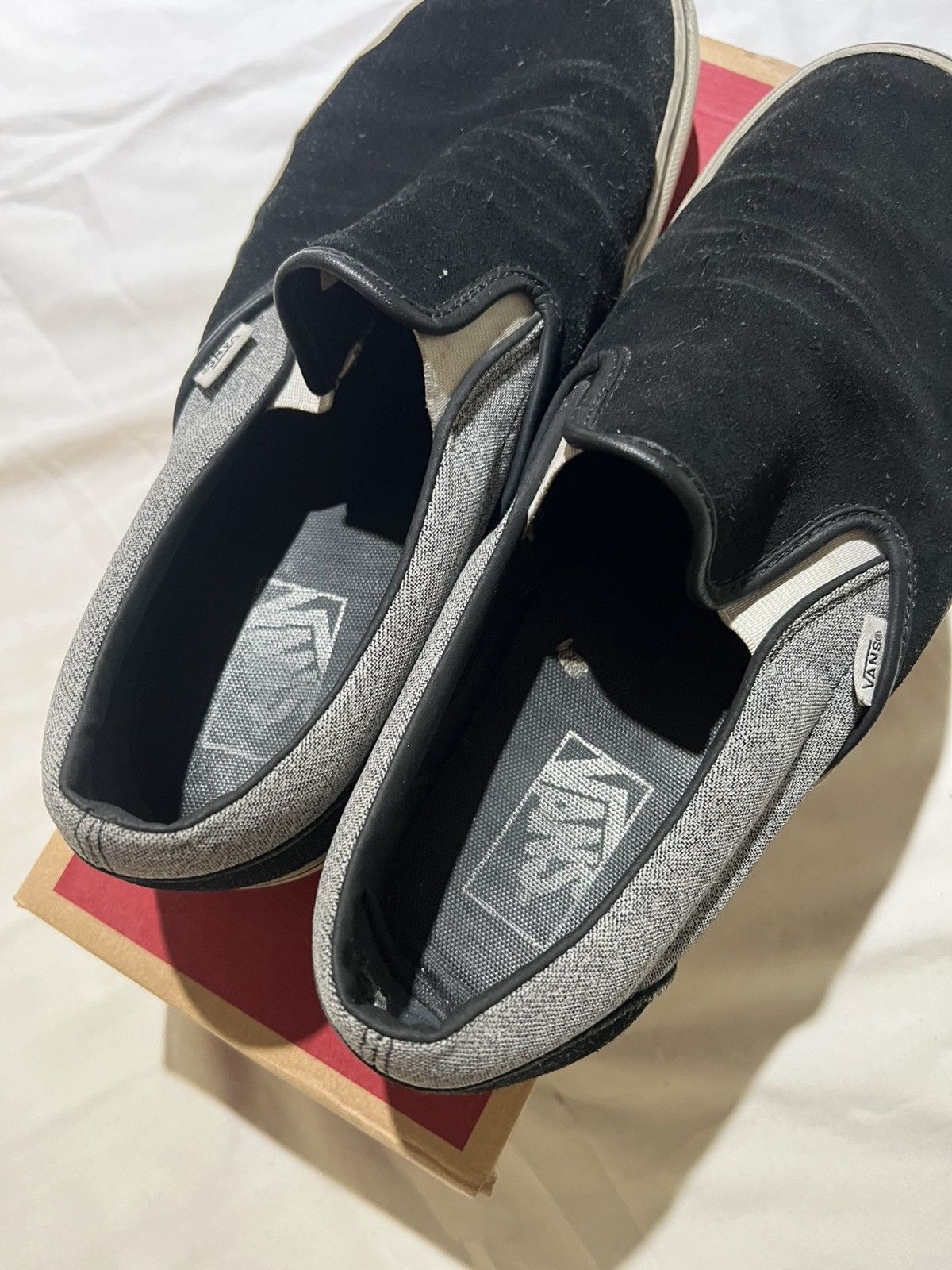 Vans Vans Classic Slip On Suede Size US 10.5 / EU 43-44 - 6 Thumbnail