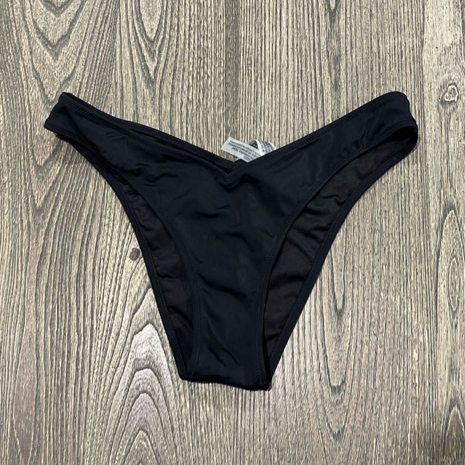 Victoria's Secret NWOT PINK Victoria's Secret Brazilian Bikini Bottom Size M Size ONE SIZE - 1 Thumbnail