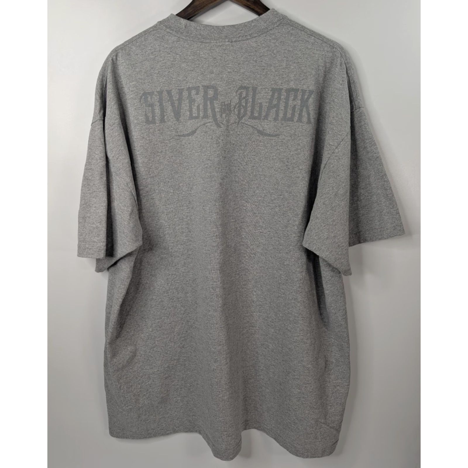 Vintage Vintage Shaka Wear Raiders T-Shirt 3XL Crew Neck Short Sleeve Gray Cotton Skull Logo Men Size US XXL / EU 58 / 5 - 3 Thumbnail
