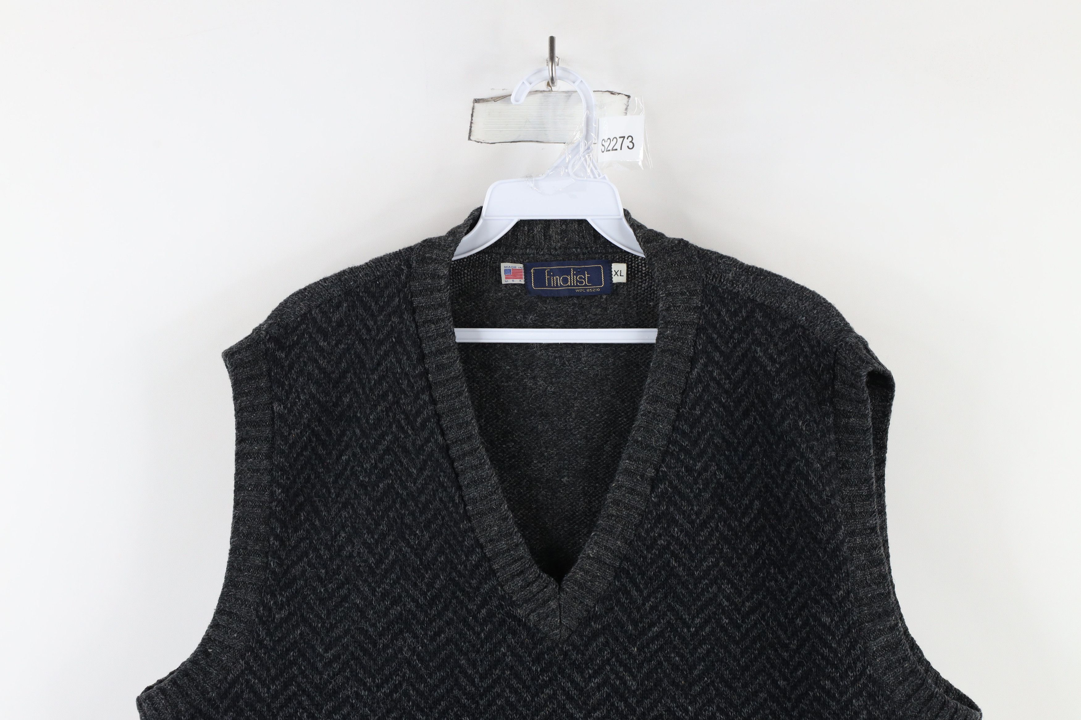 Vintage Vintage 90s Shetland Wool Herringbone Knit Sweater Vest USA Size US XL / EU 56 / 4 - 2 Thumbnail